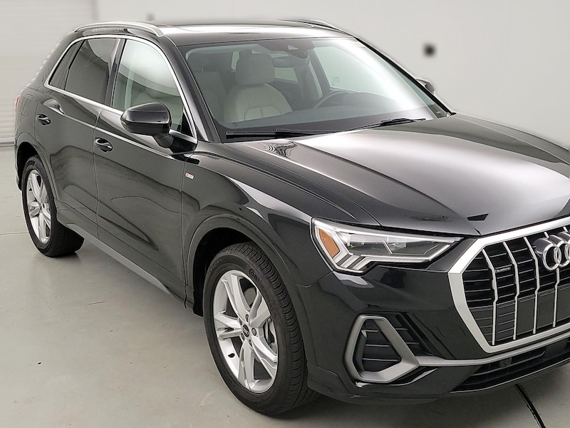 2023 Audi Q3 S-Line Premium