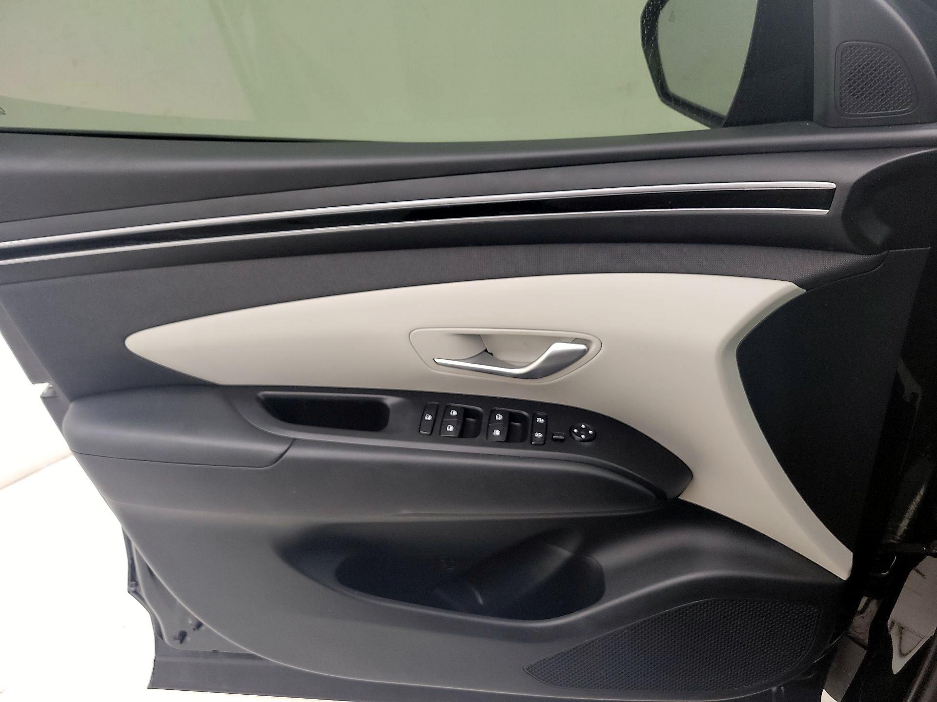 Thumbnail: 2024 Hyundai Tucson - 12