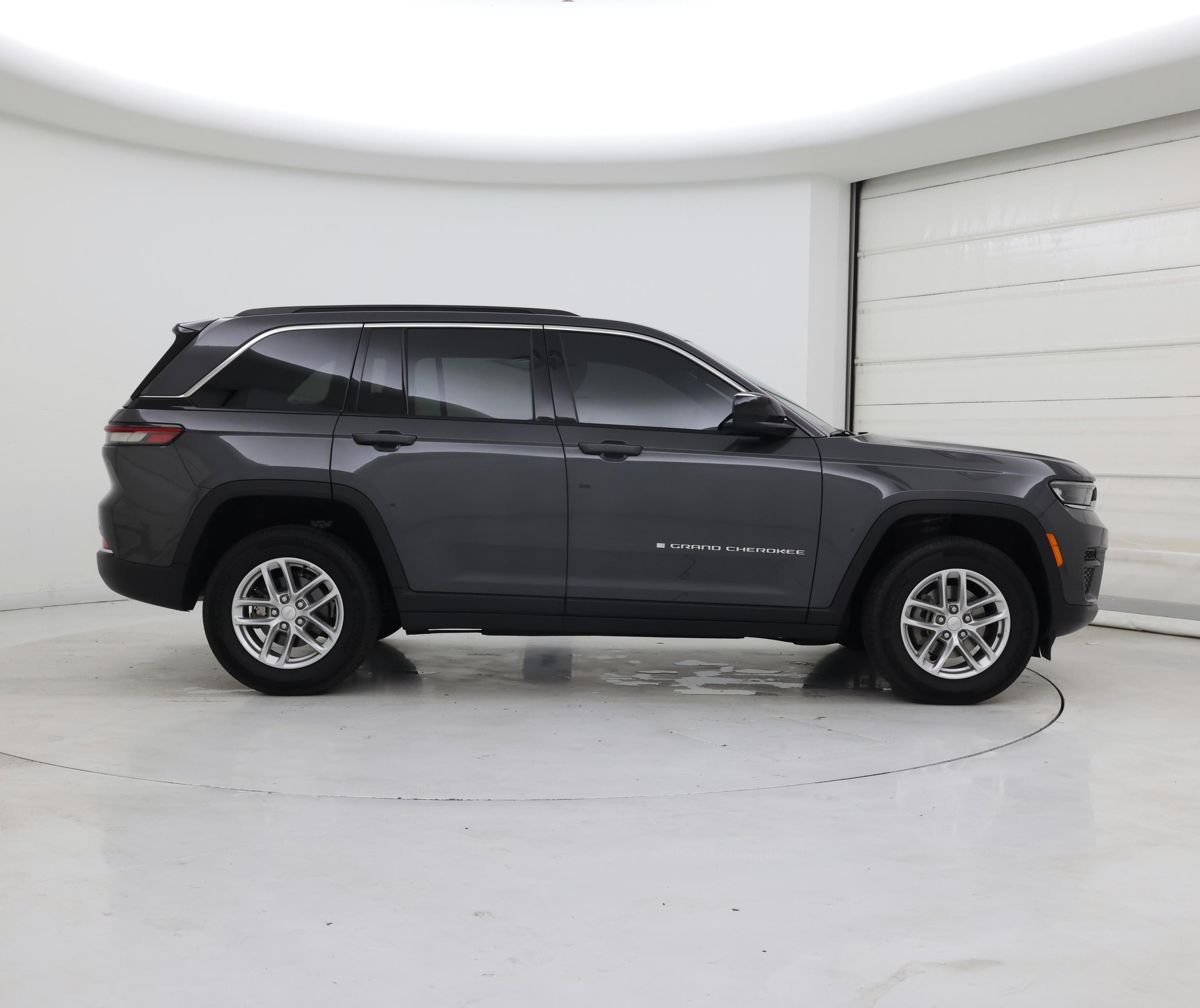 Thumbnail: 2025 Jeep Grand Cherokee - 7
