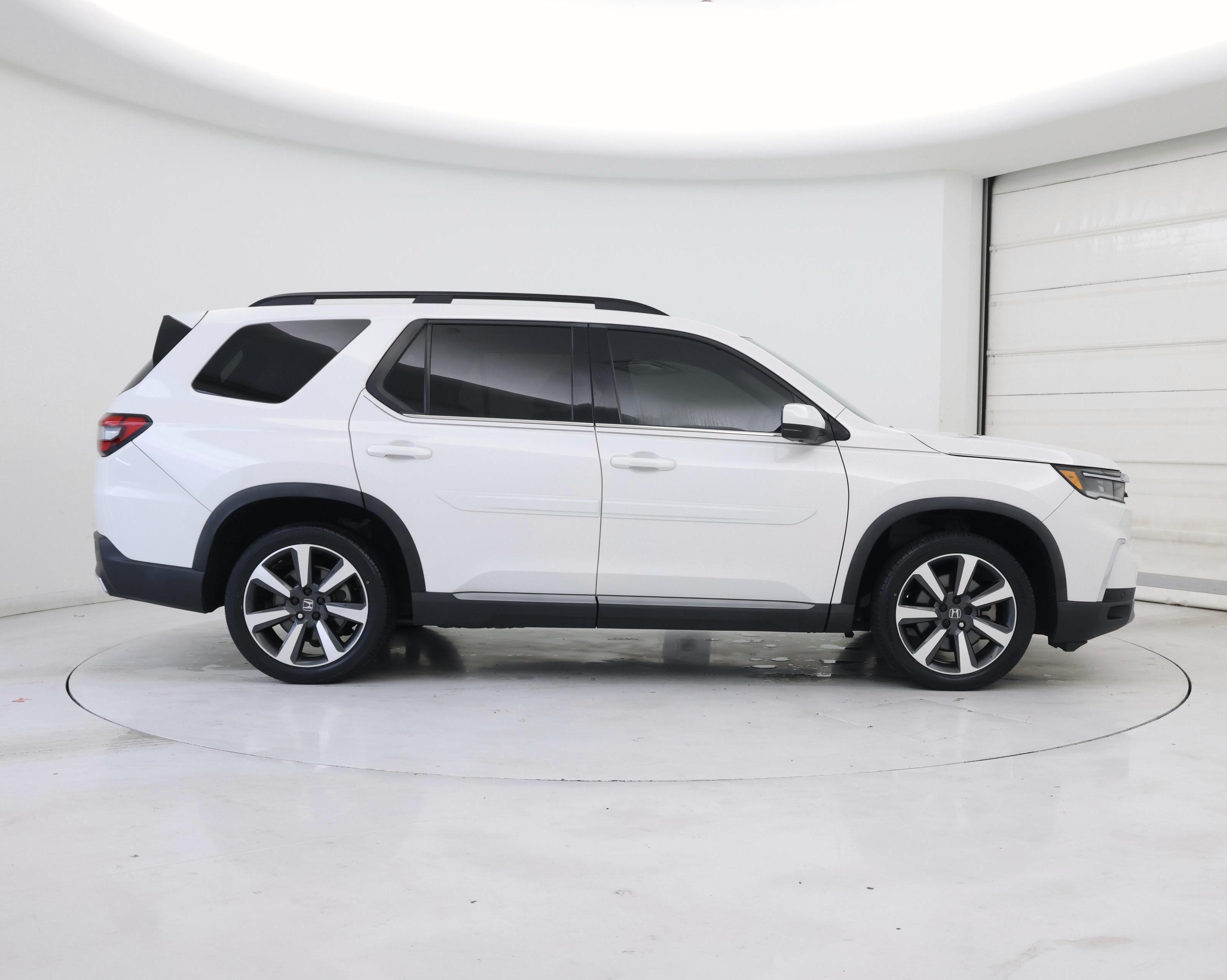 Thumbnail: 2023 Honda Pilot - 7