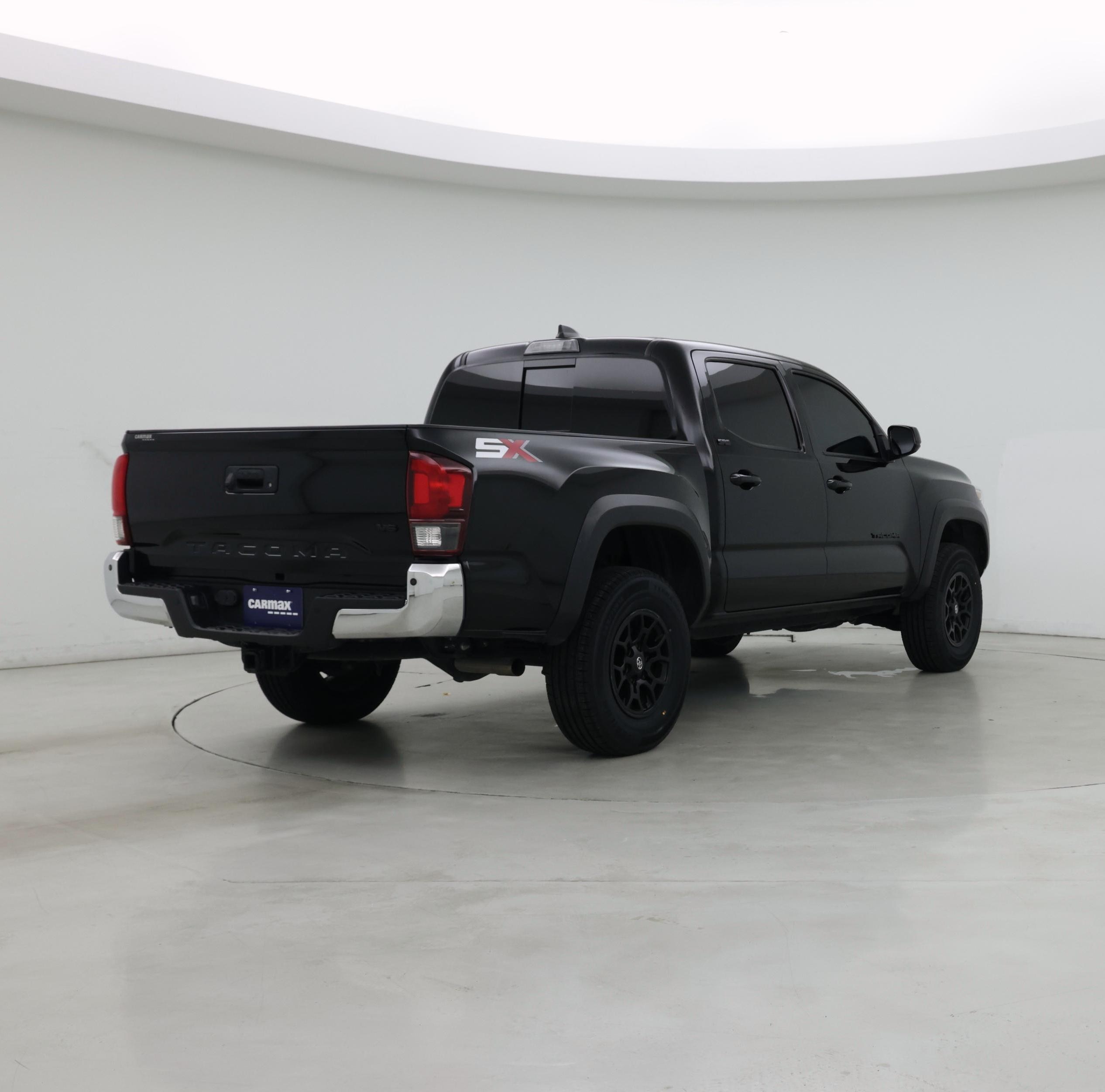 Thumbnail: 2023 Toyota Tacoma - 8