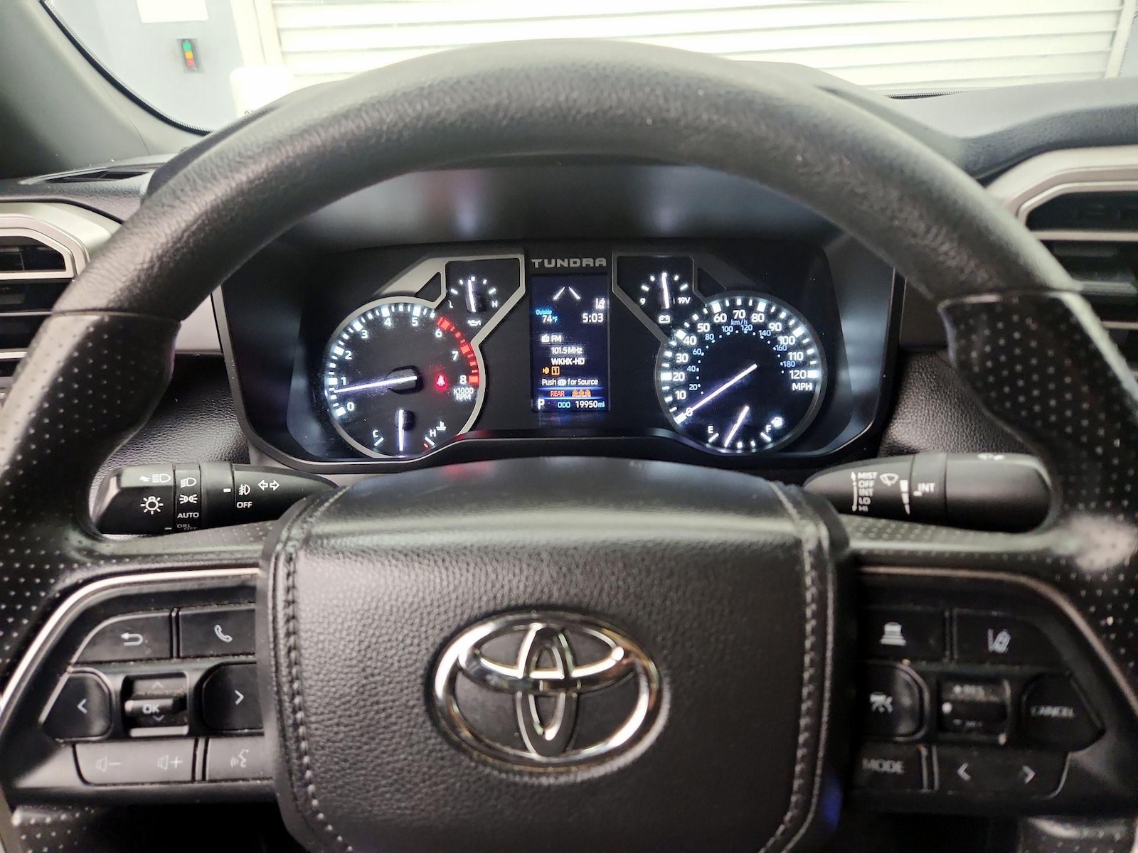 2025 Toyota Tundra SR5 - Photo 11