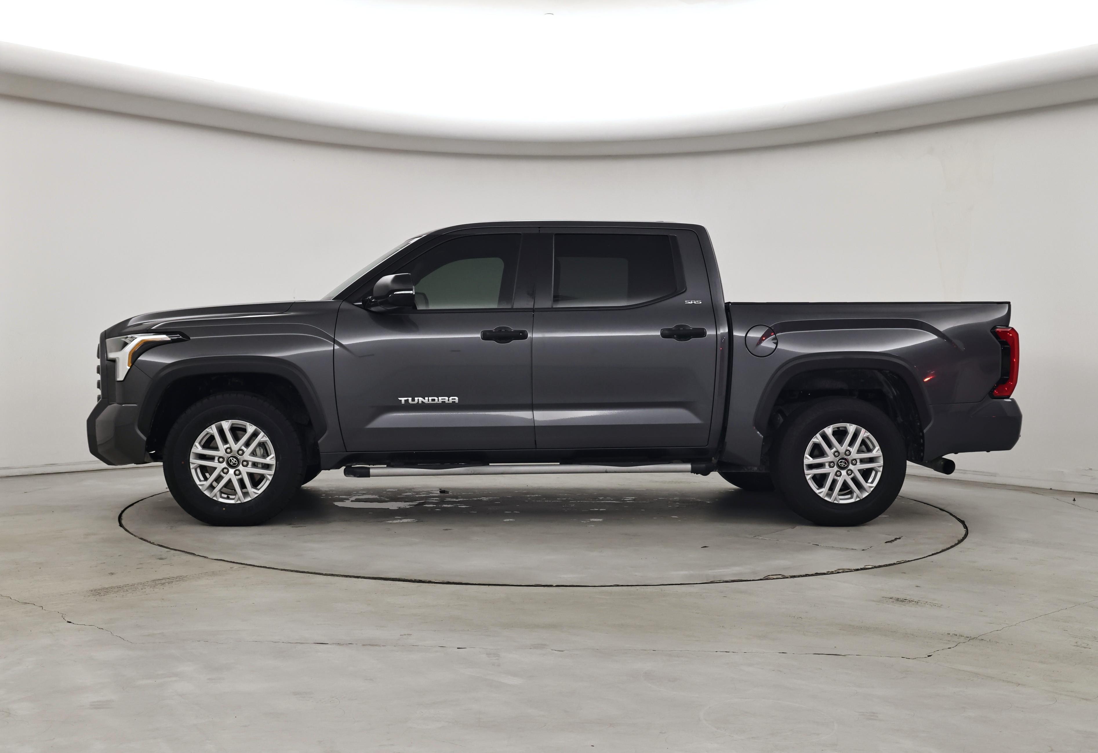Thumbnail: 2025 Toyota Tundra - 3