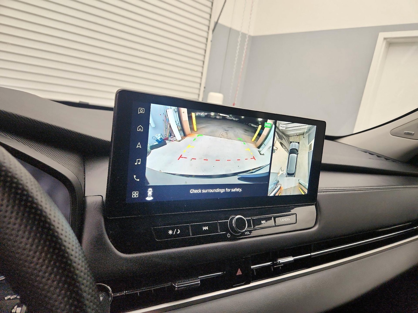 2025 Mitsubishi Outlander SE - Photo 15
