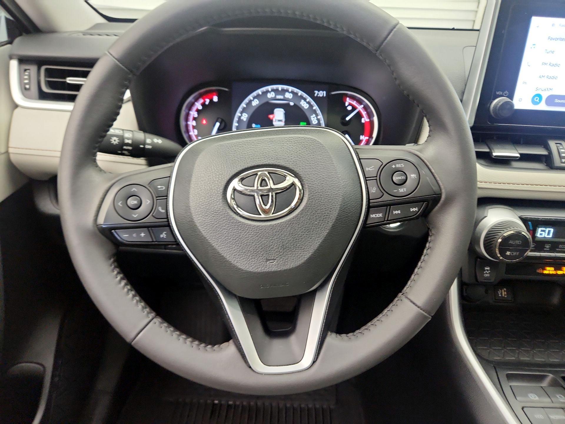Thumbnail: 2023 Toyota RAV4 - 10