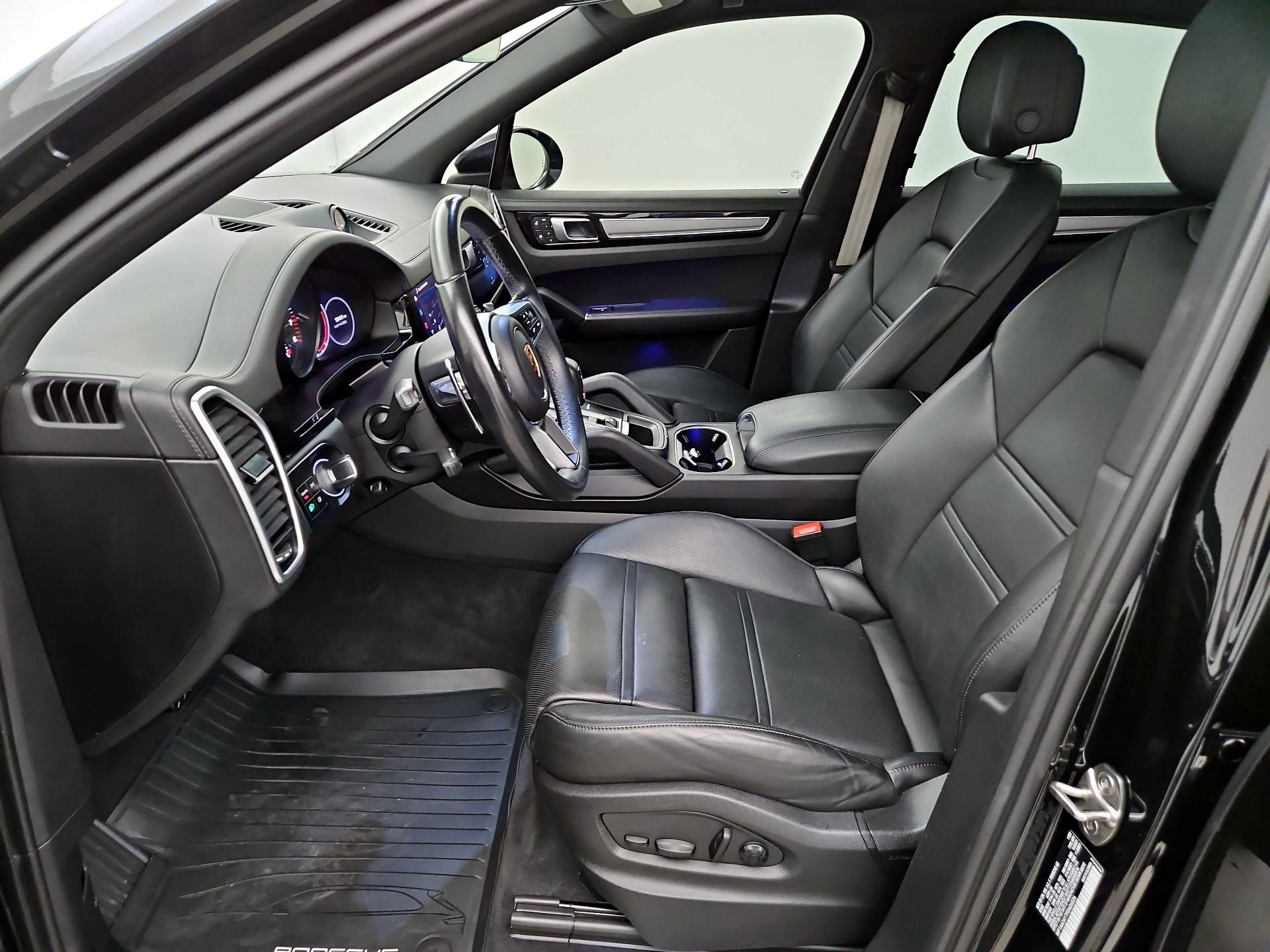 Thumbnail: 2023 Porsche Cayenne - 11