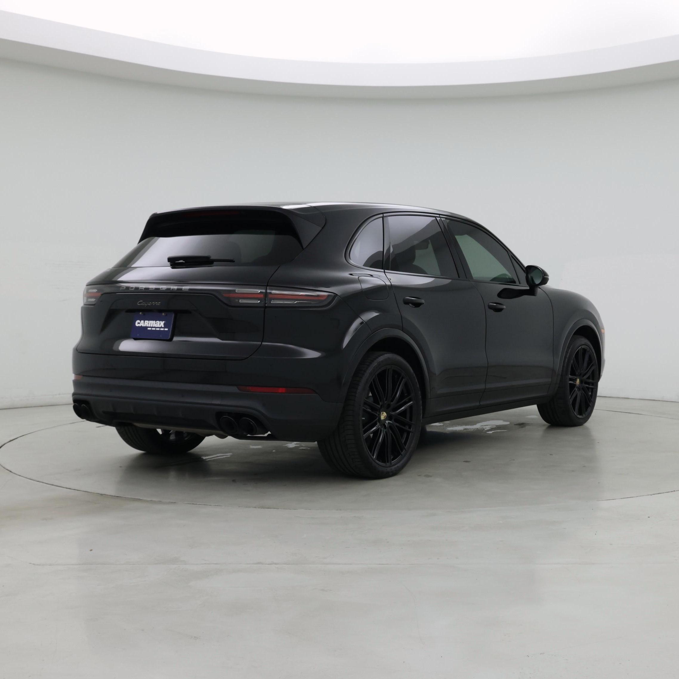 Thumbnail: 2023 Porsche Cayenne - 8