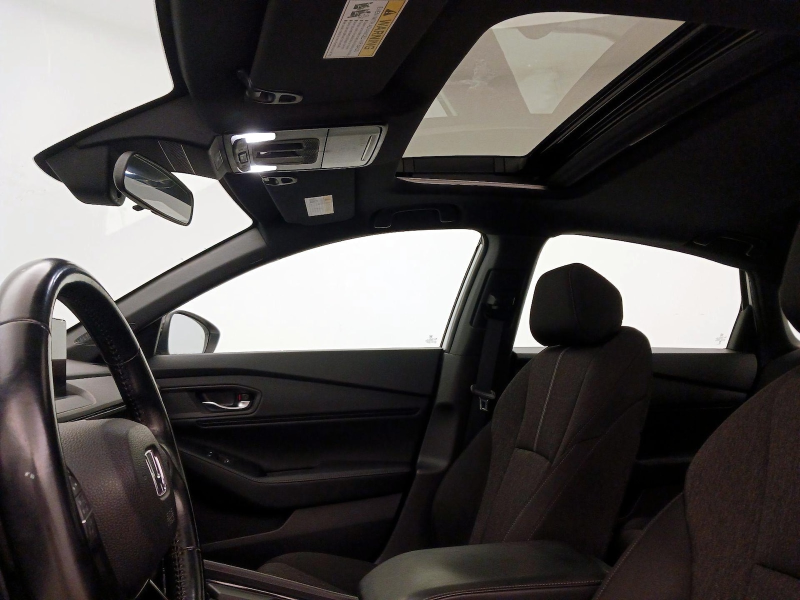 Sunroof(s) & Overhead Airbags