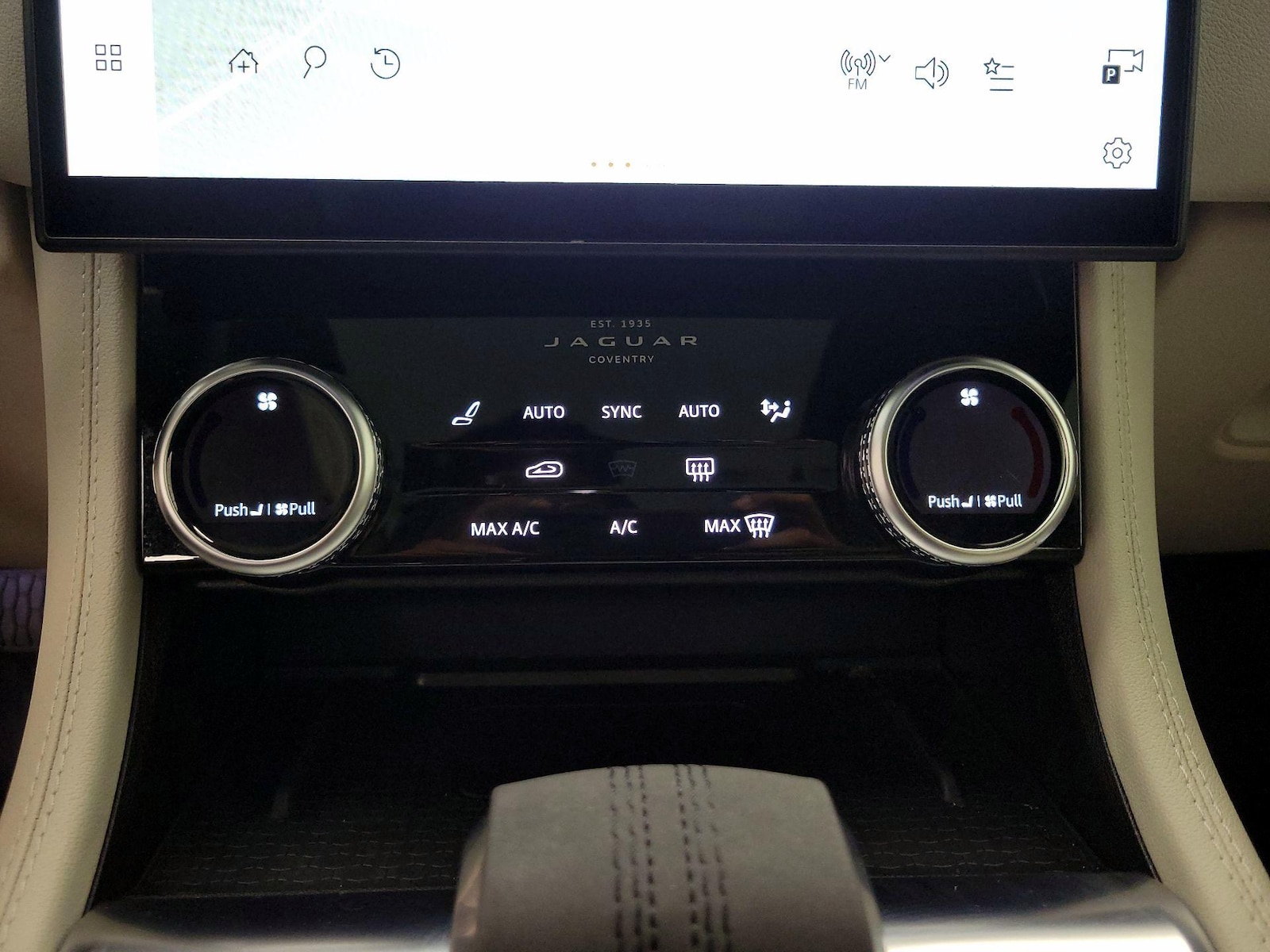 2023 Jaguar F-Pace S - Photo 18