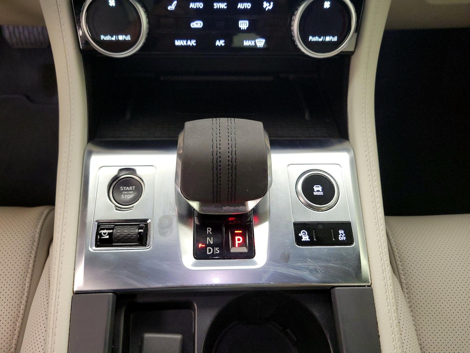 2023 Jaguar F-Pace S - Photo 19