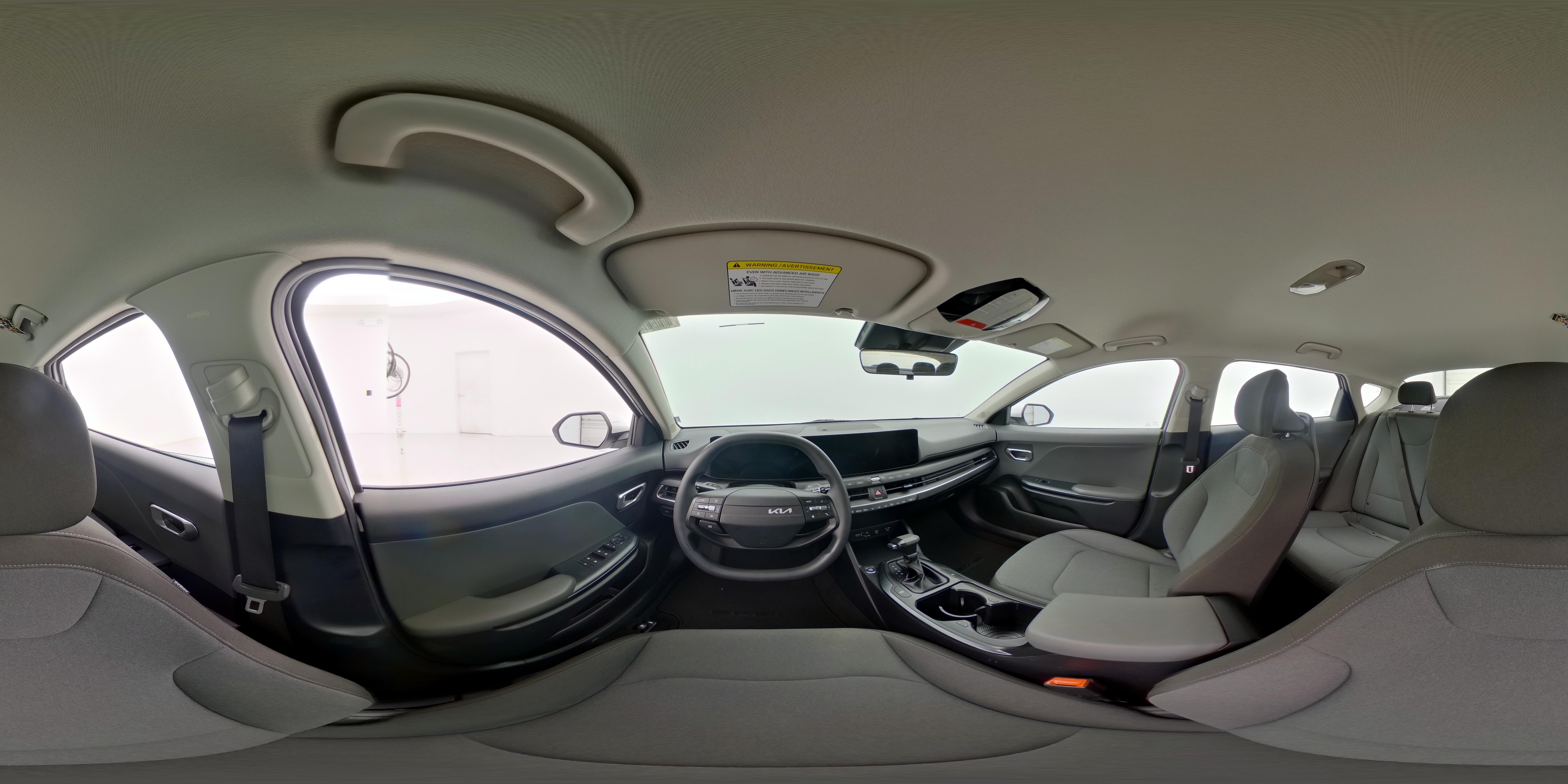 2025 Kia K4 LXS - Photo 26