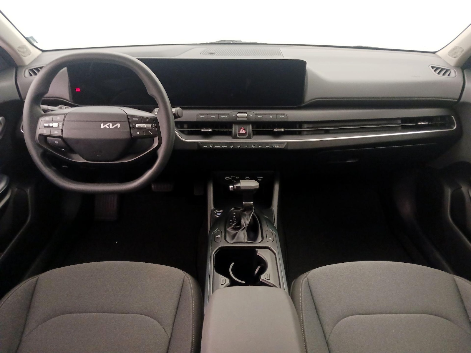 2025 Kia K4 LXS - Photo 10