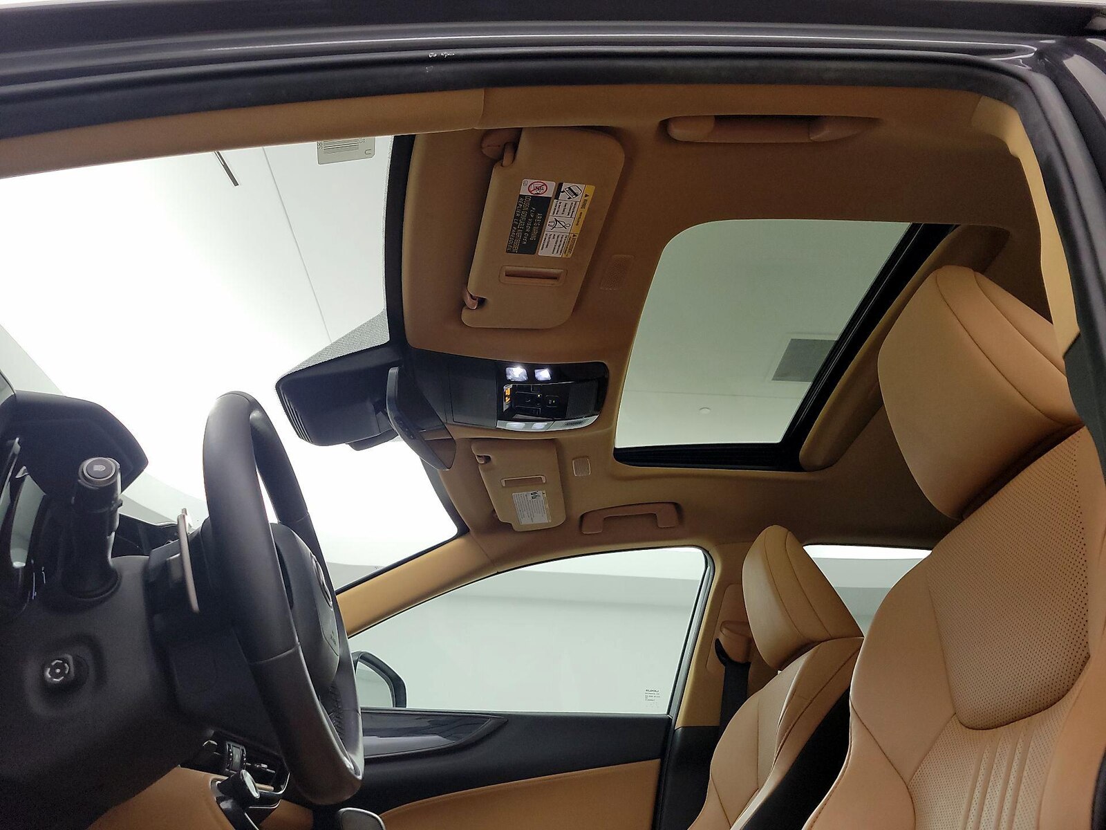 Sunroof(s) & Overhead Airbags