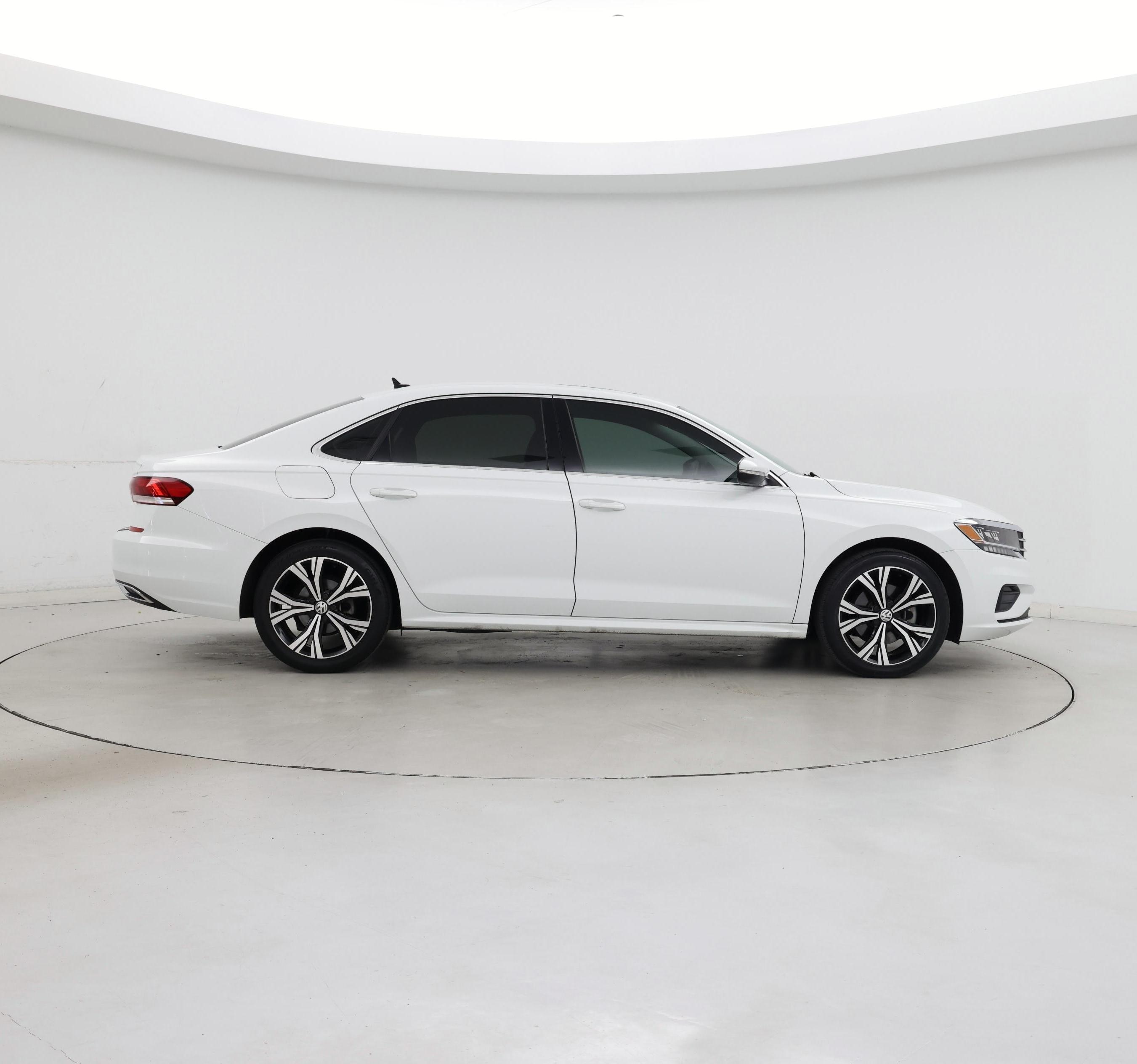Thumbnail: 2021 Volkswagen Passat - 7