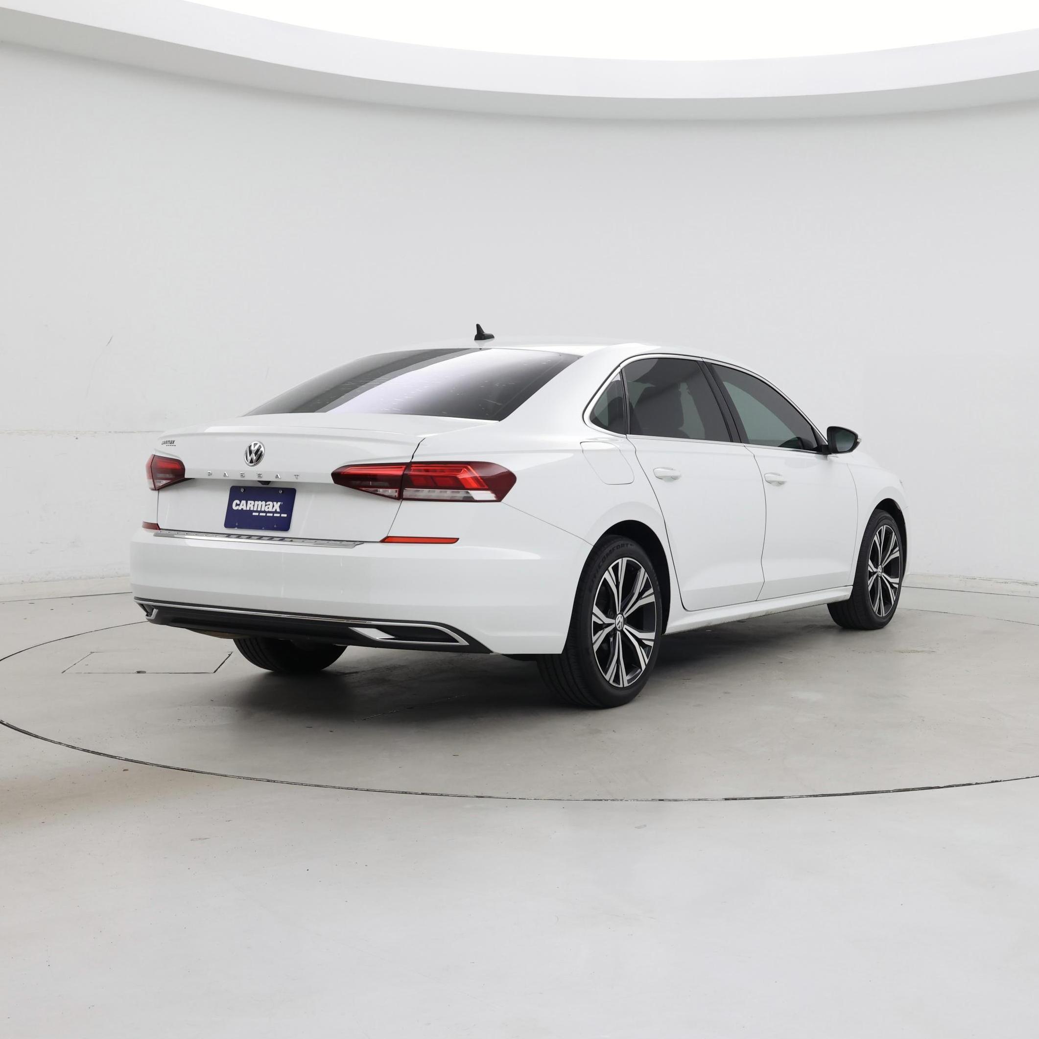 Thumbnail: 2021 Volkswagen Passat - 8