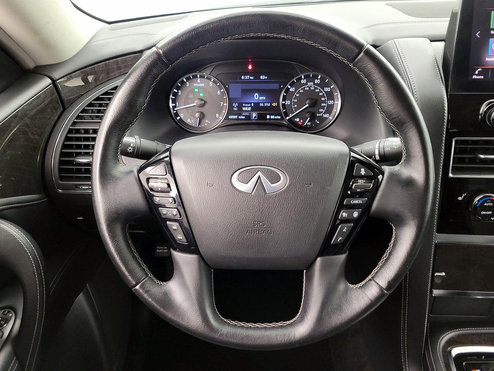 2024 INFINITI QX80 Luxe 4WD - Photo 11