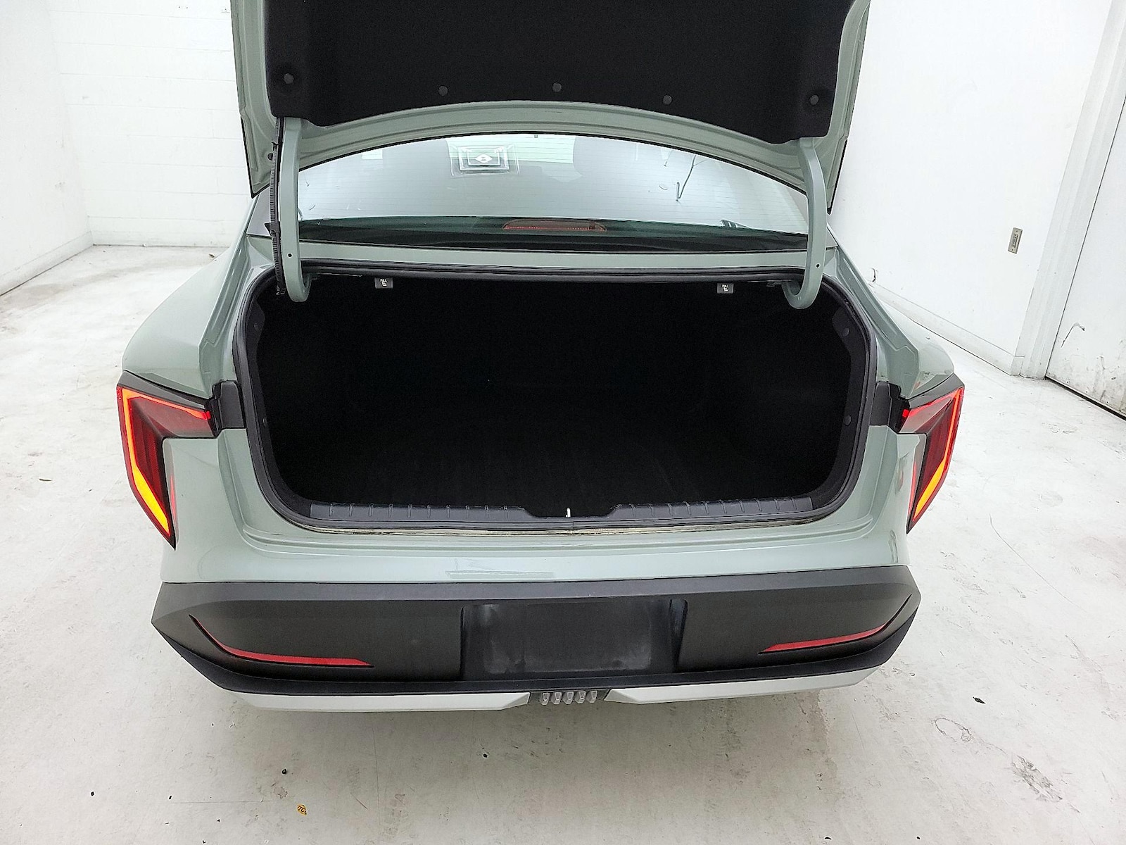 2025 Kia K4 LXS - Photo 21