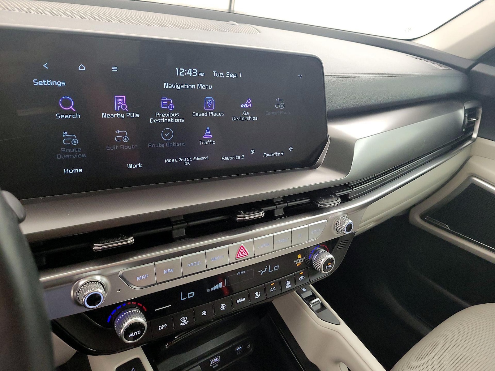 2025 Kia Telluride S - Photo 15