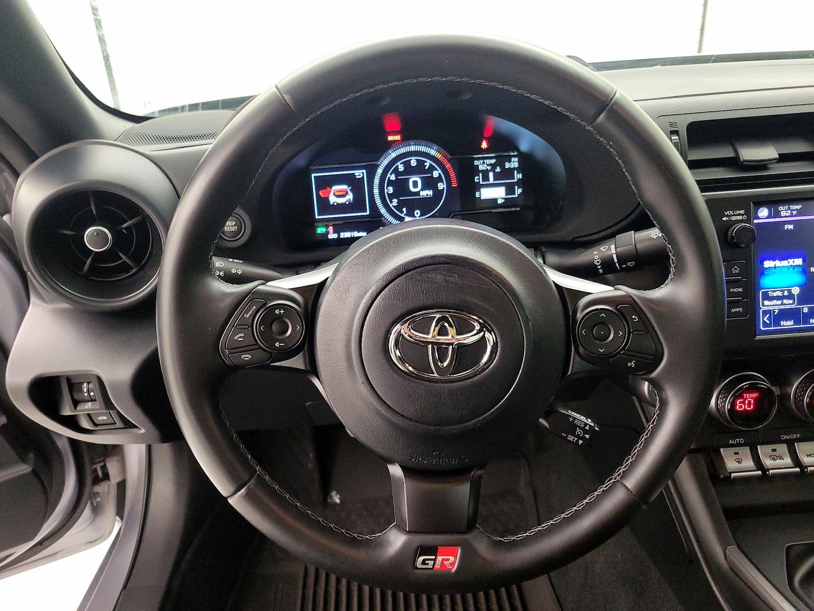 2023 Toyota GR86 Premium - Photo 11