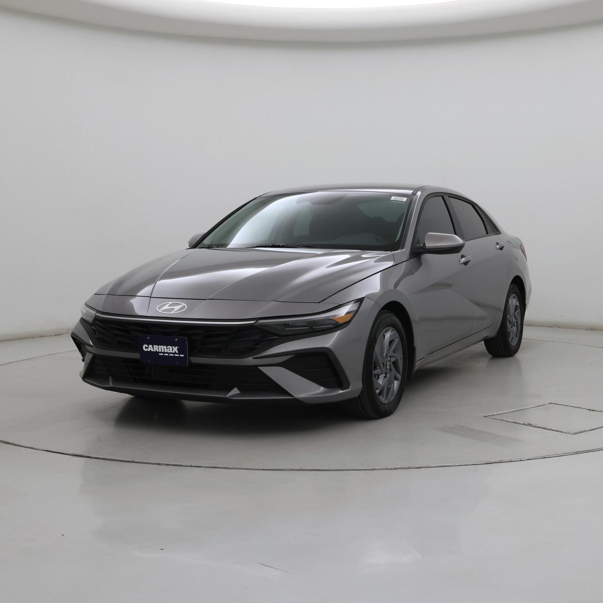 Thumbnail: 2025 Hyundai Elantra - 4