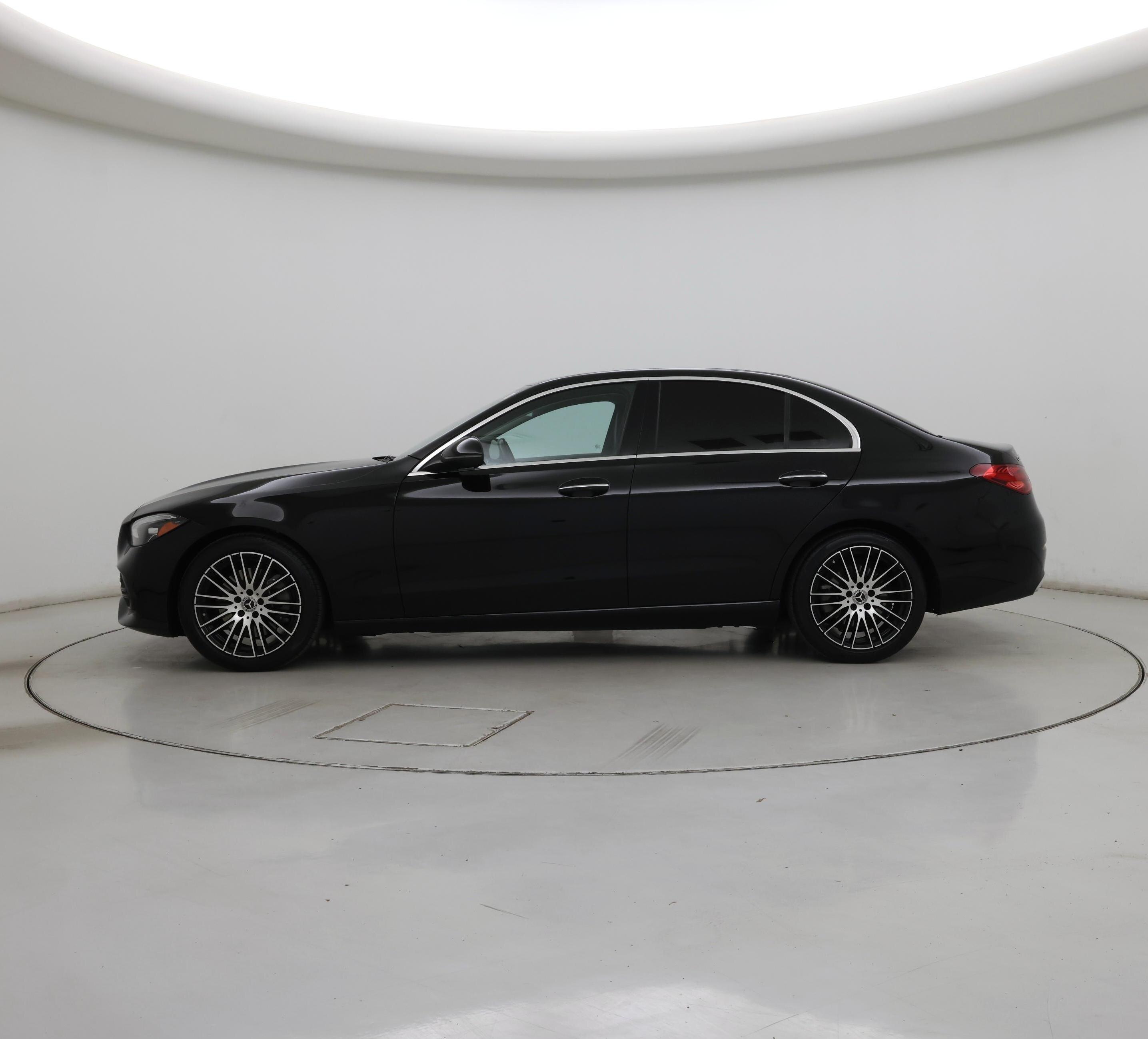 Thumbnail: 2023 Mercedes-Benz C-Class - 3