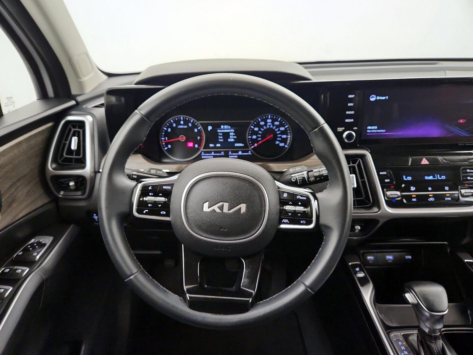 2022 Kia Sorento X-Line S - Photo 11