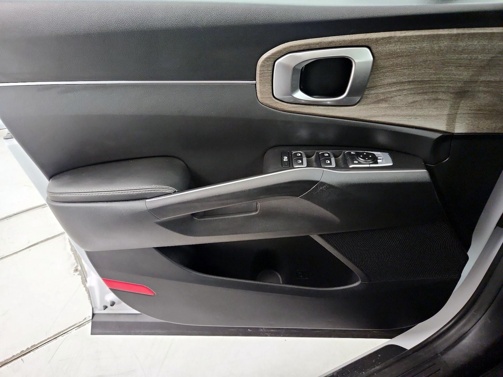 2022 Kia Sorento X-Line S - Photo 13