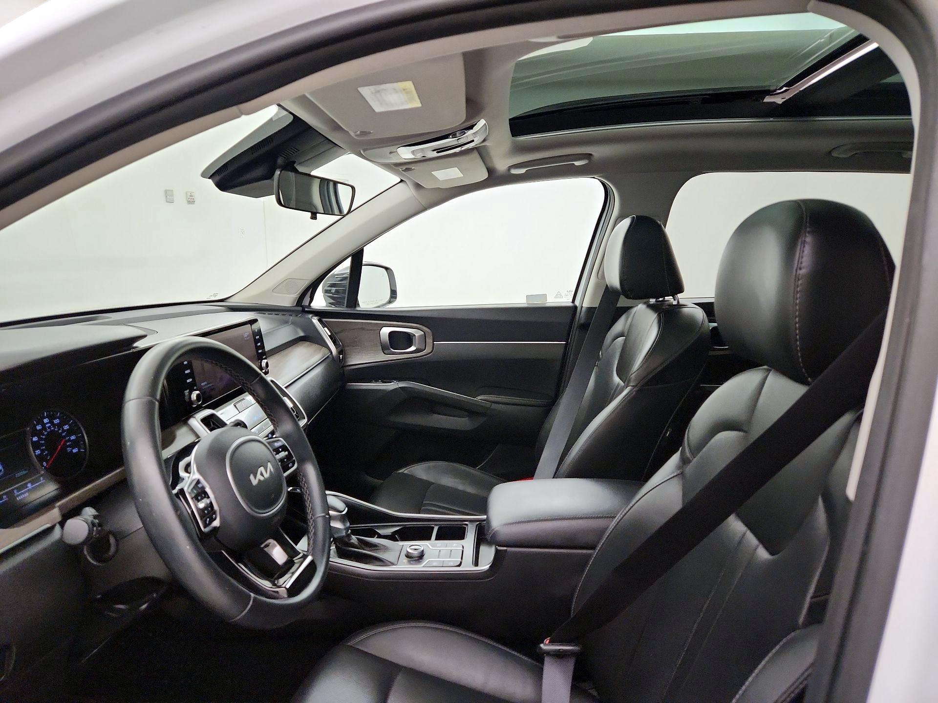 Thumbnail: 2022 Kia Sorento - 20