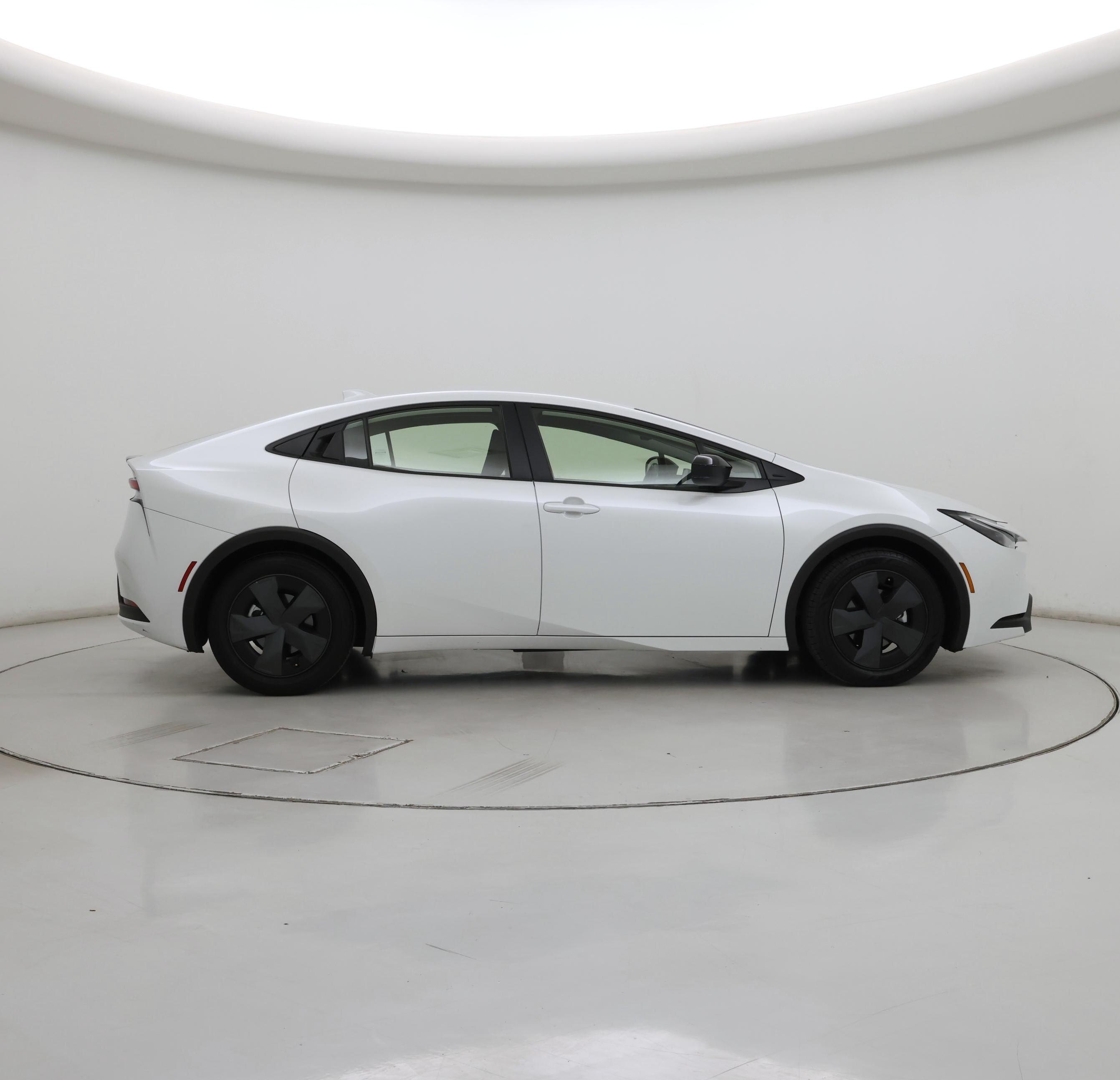 Thumbnail: 2024 Toyota Prius - 7