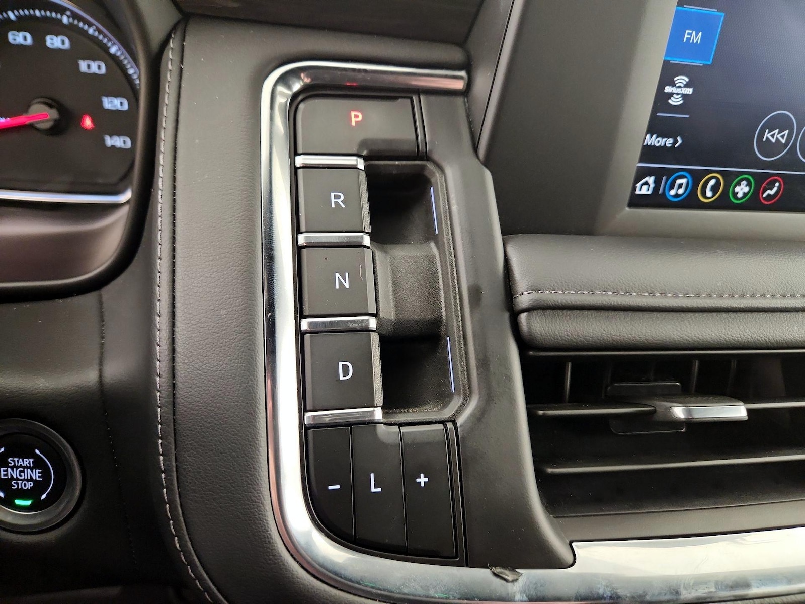 2024 Chevrolet Suburban LS - Photo 18
