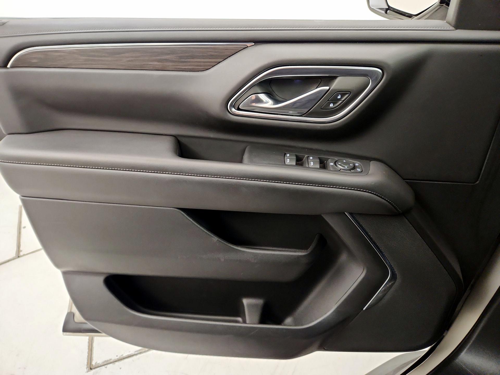 Thumbnail: 2024 Chevrolet Suburban - 12