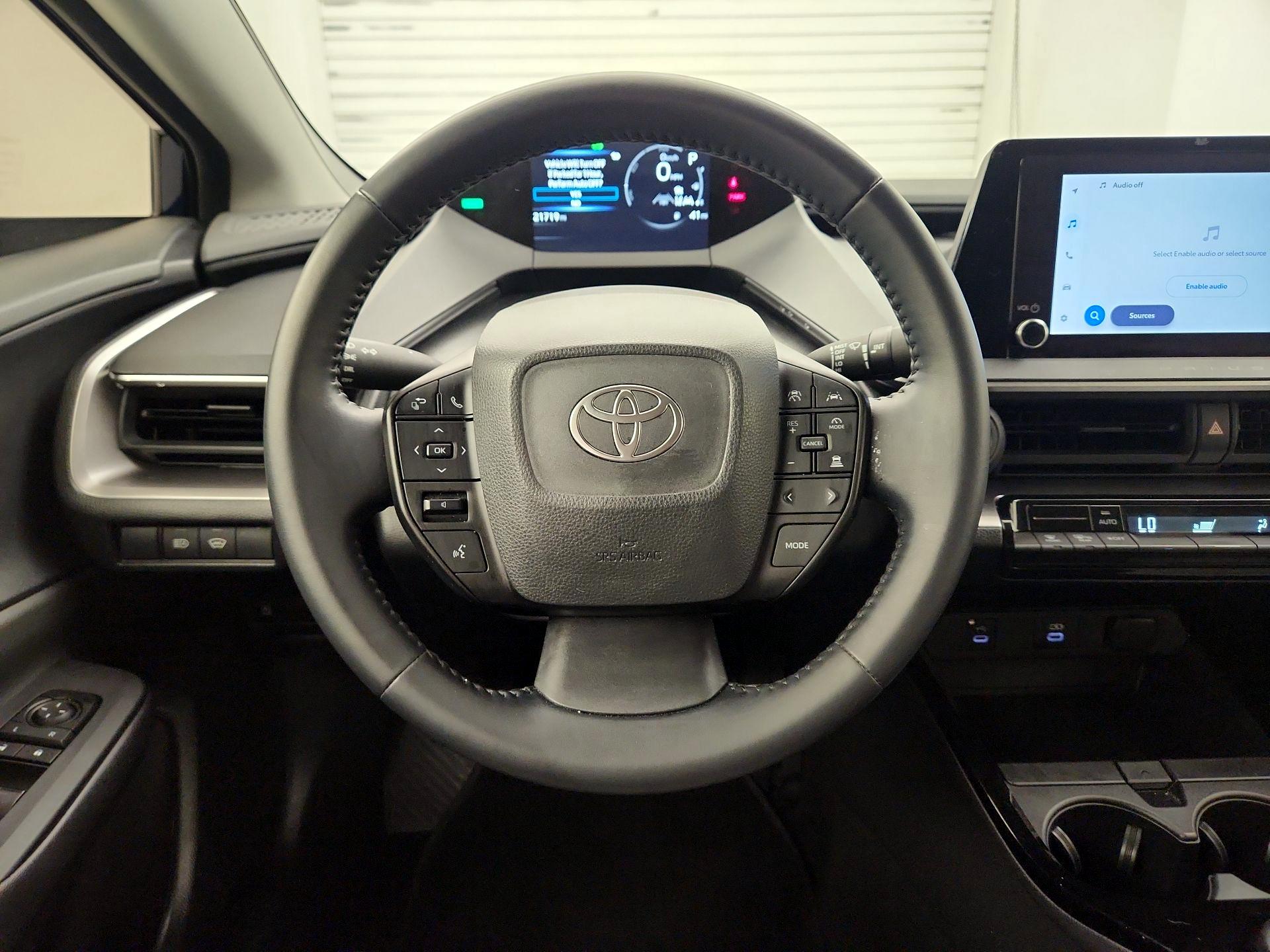 Thumbnail: 2024 Toyota Prius - 10