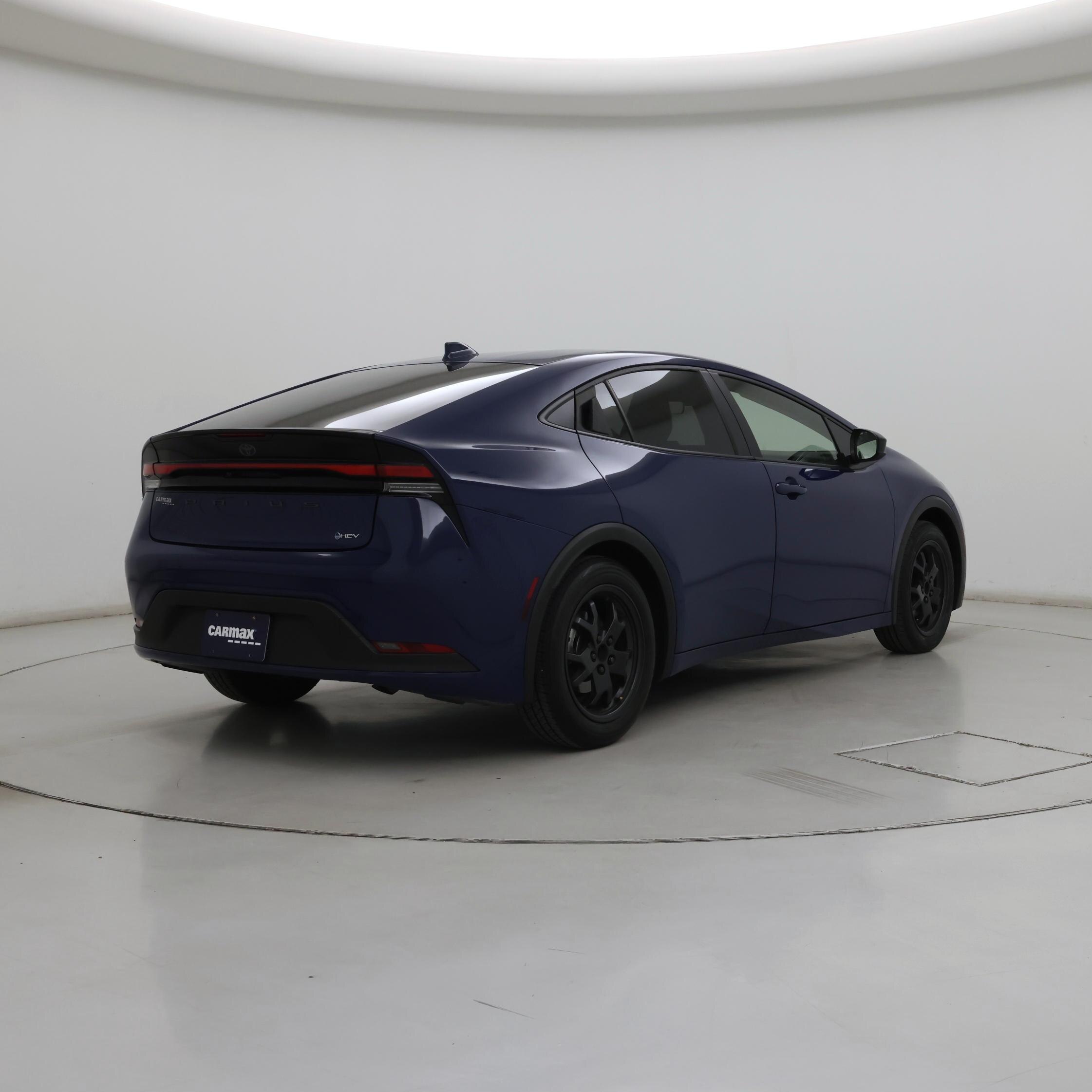 Thumbnail: 2024 Toyota Prius - 8