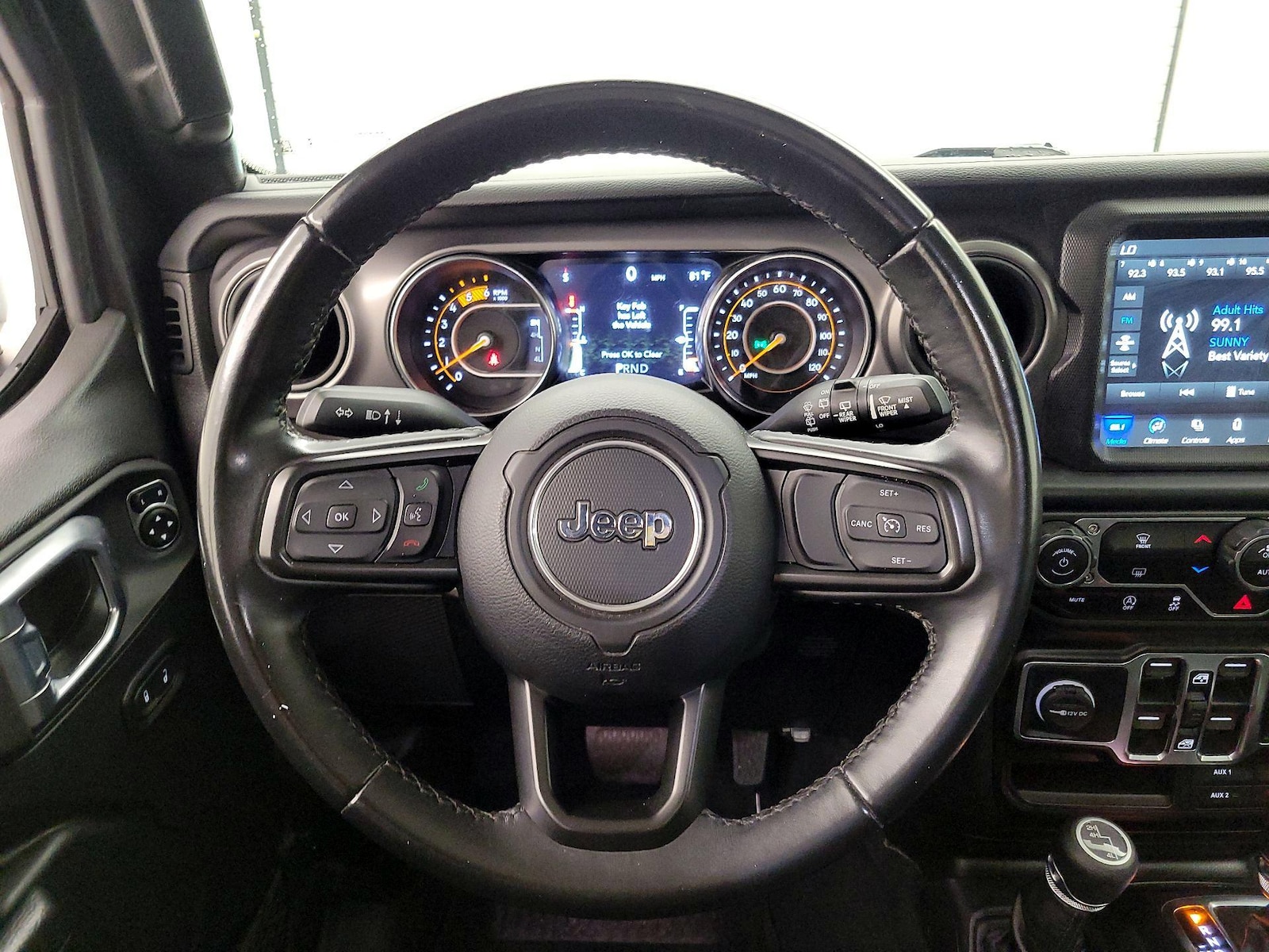 2022 Jeep Wrangler Unlimited Willys - Photo 11