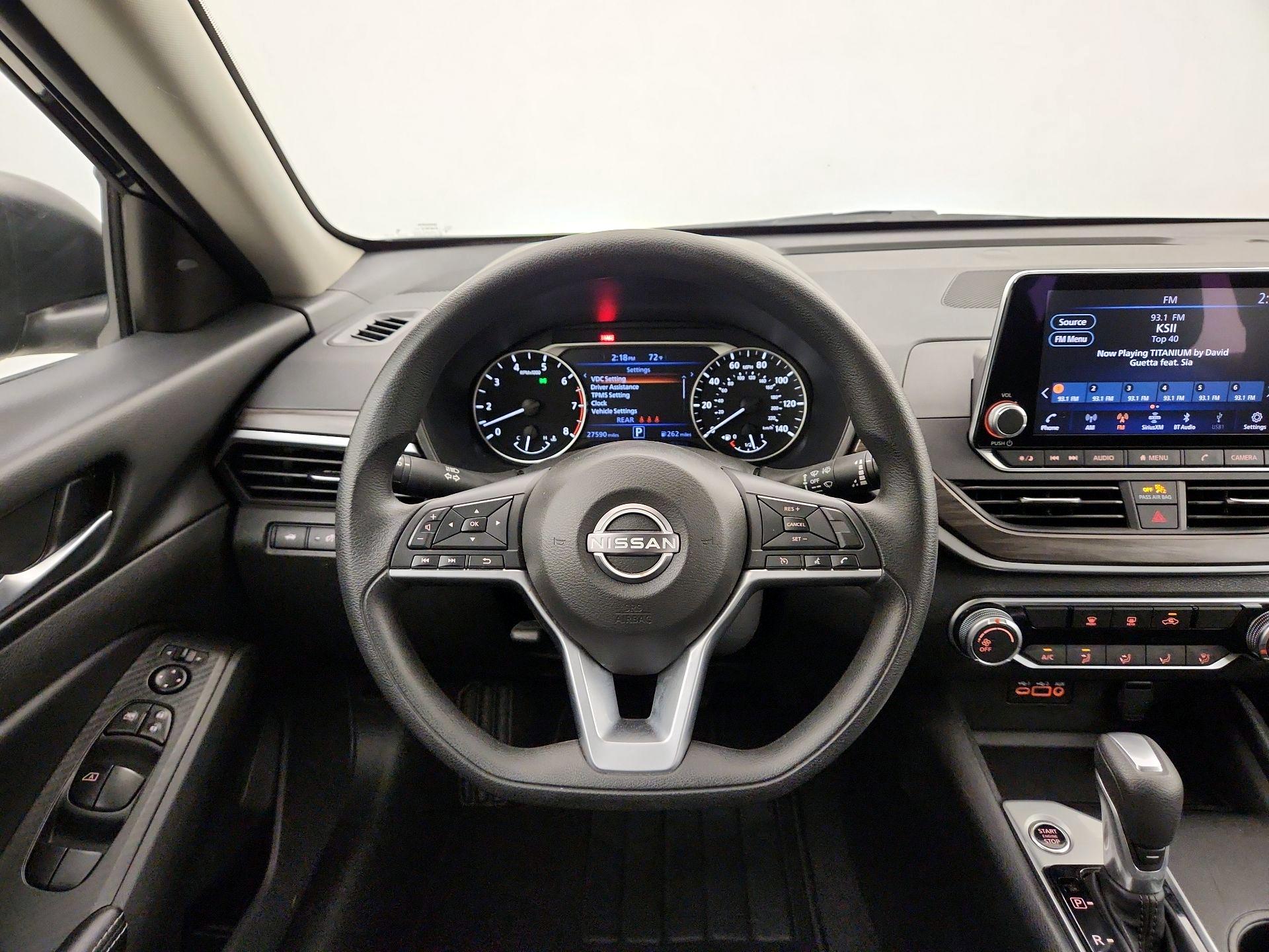 Thumbnail: 2025 Nissan Altima - 10
