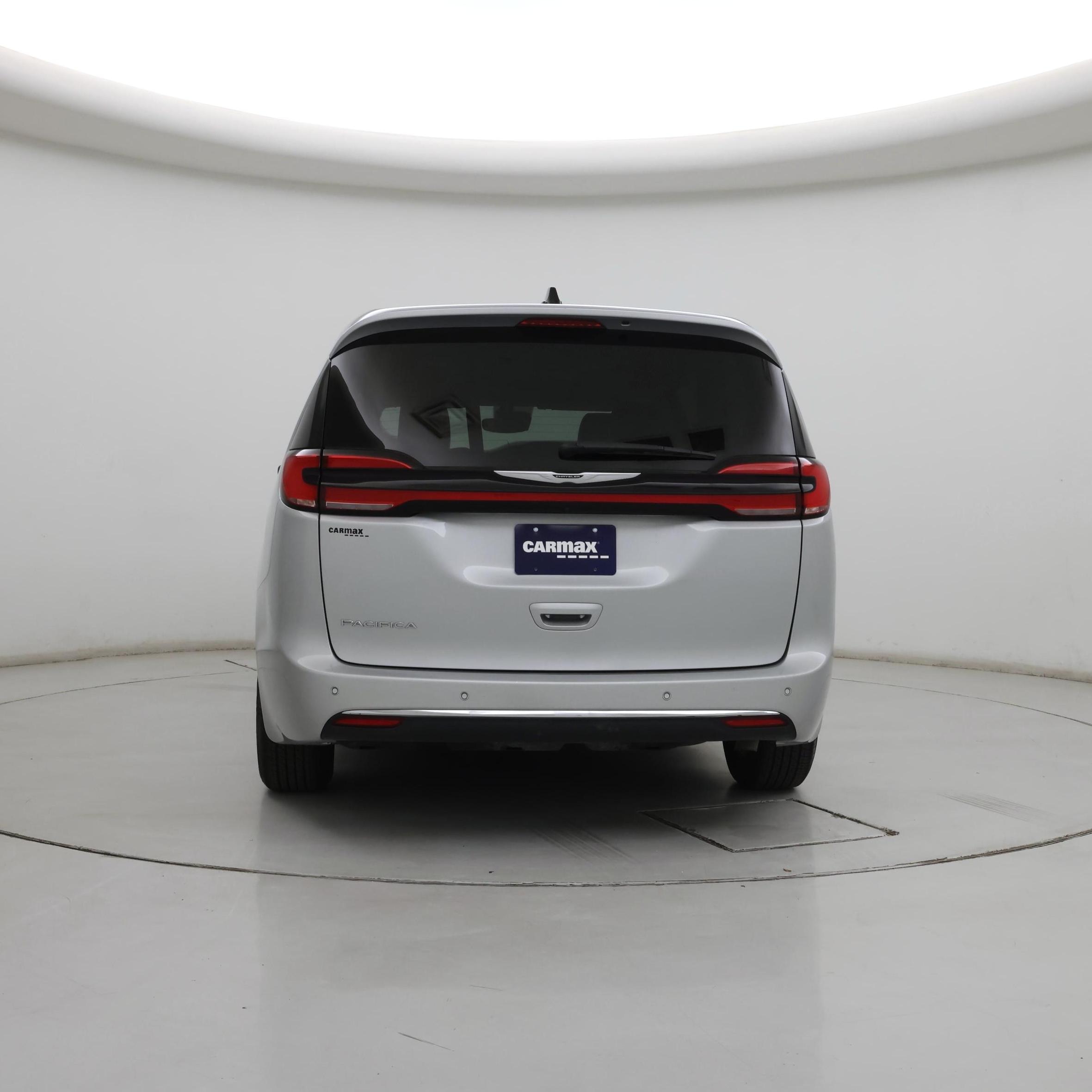 Thumbnail: 2024 Chrysler Pacifica - 6