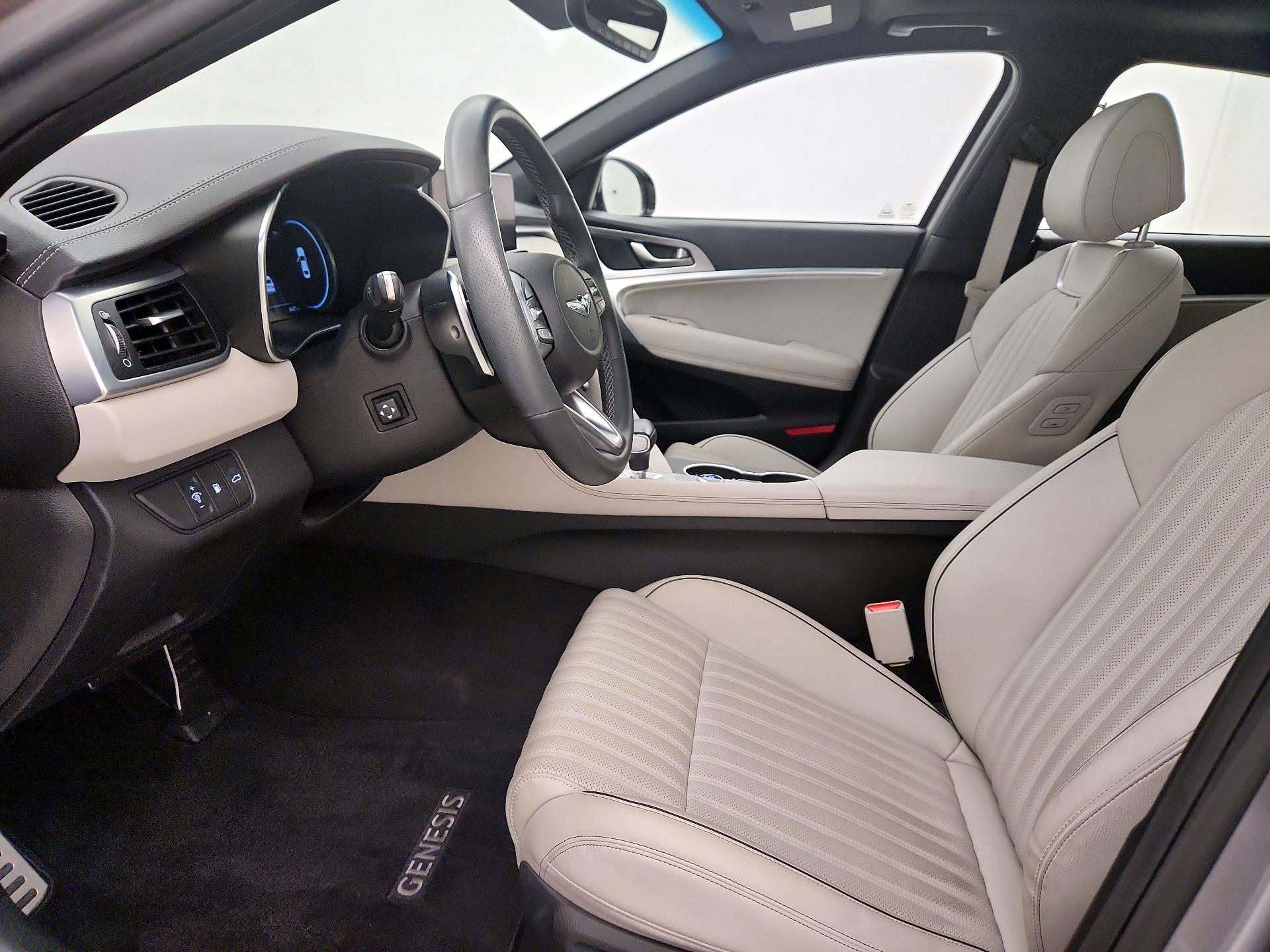 Thumbnail: 2023 Genesis G70 - 11