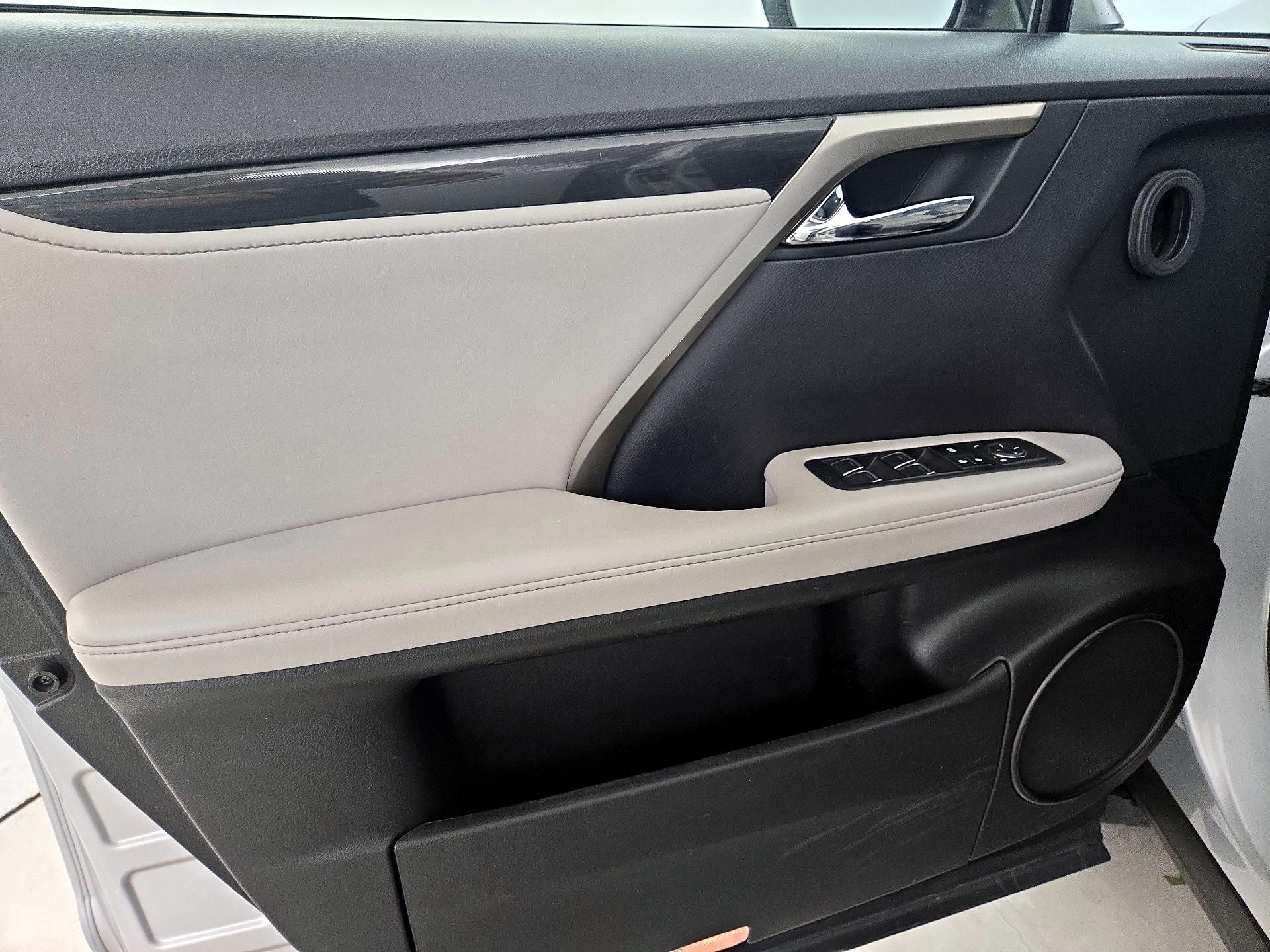 Thumbnail: 2019 Lexus RX - 12