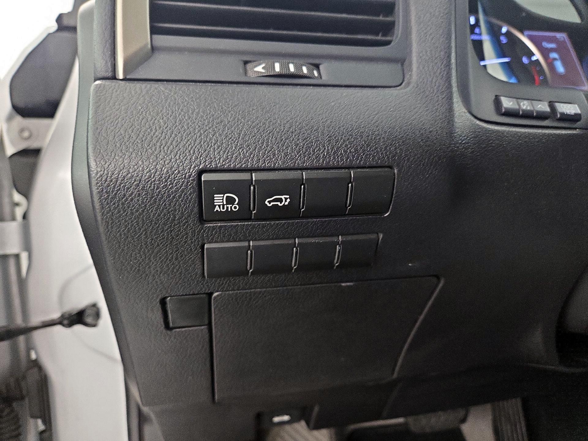 Thumbnail: 2019 Lexus RX - 13
