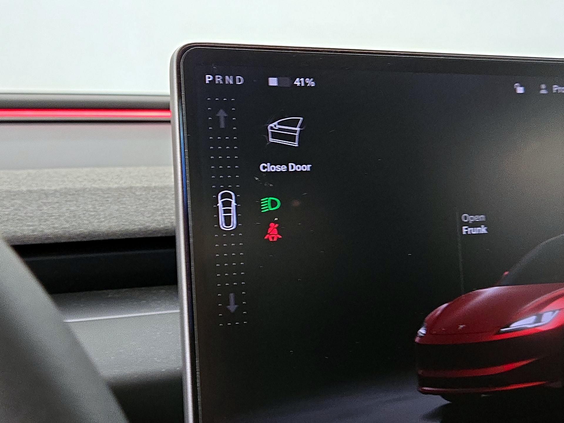 Thumbnail: 2025 Tesla Model 3 - 17