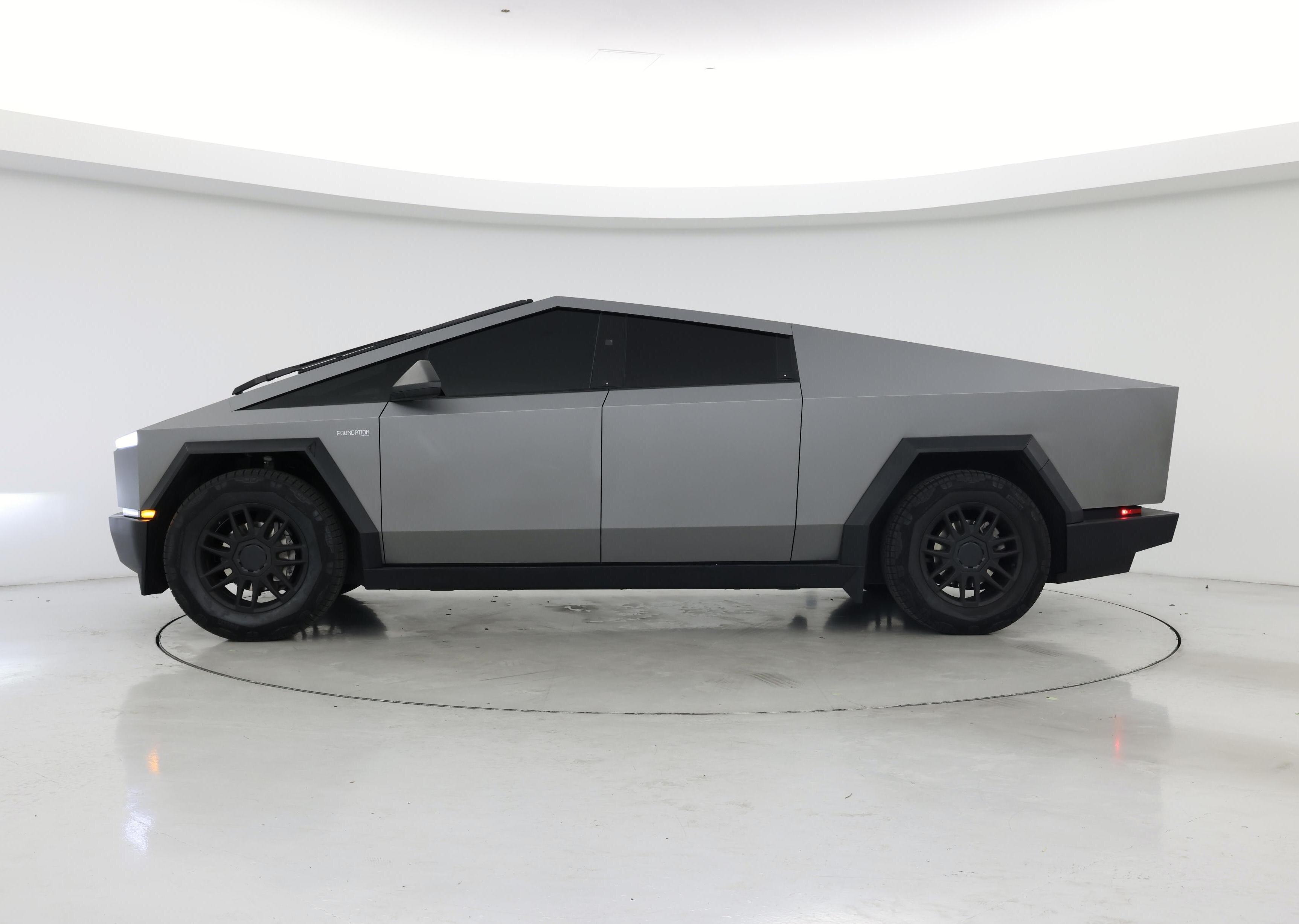 Thumbnail: 2024 Tesla Cybertruck - 3