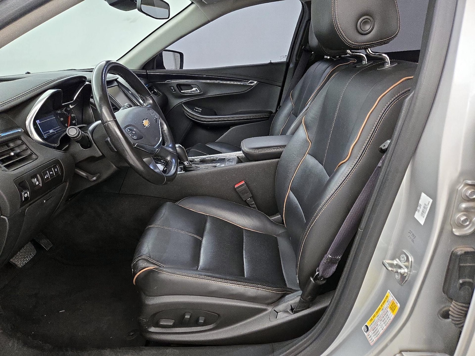 2016 Chevrolet Impala 2LZ - Photo 12