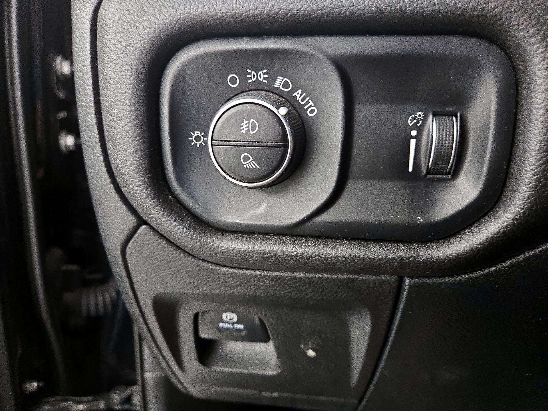 Thumbnail: 2020 RAM 1500 - 13
