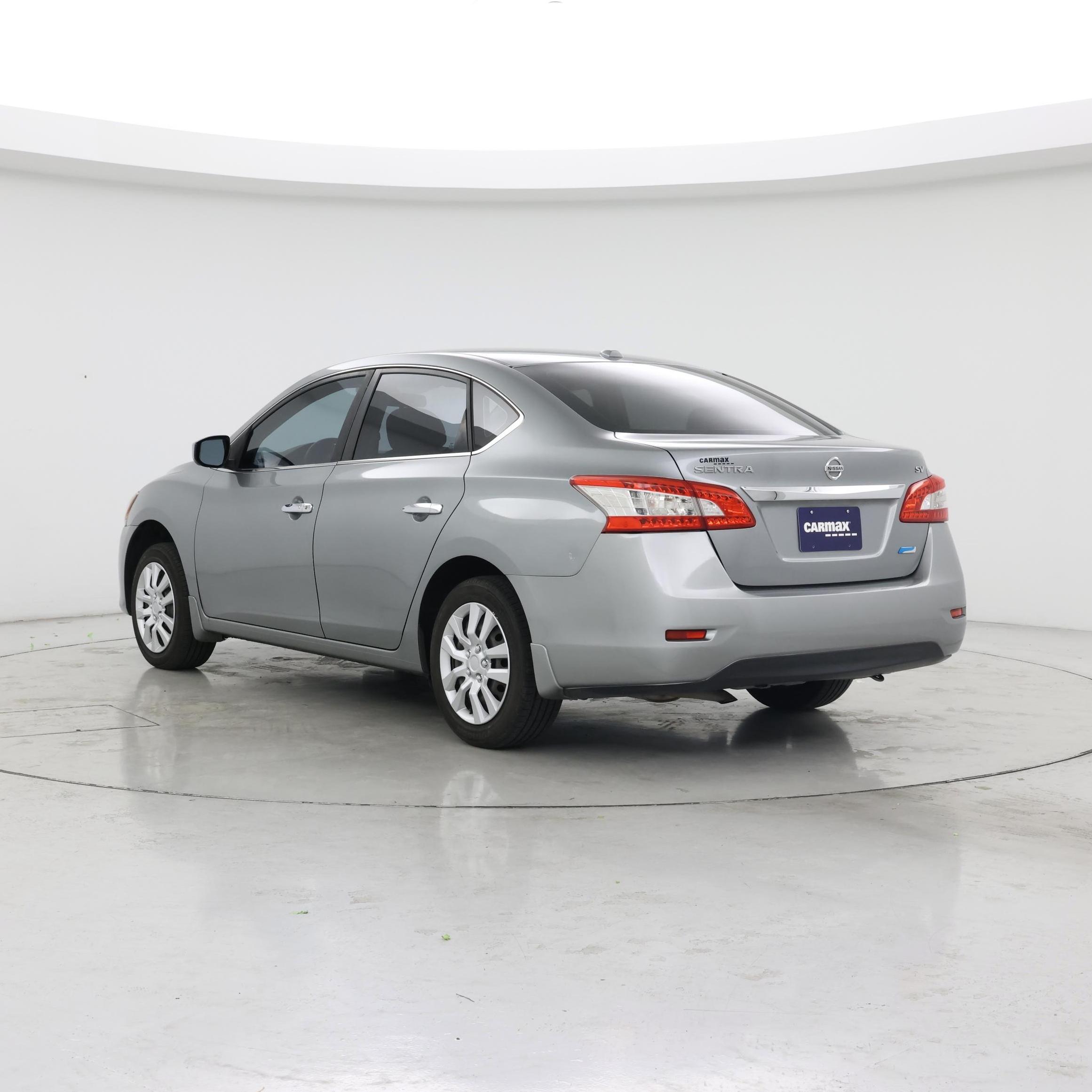 Thumbnail: 2014 Nissan Sentra - 2