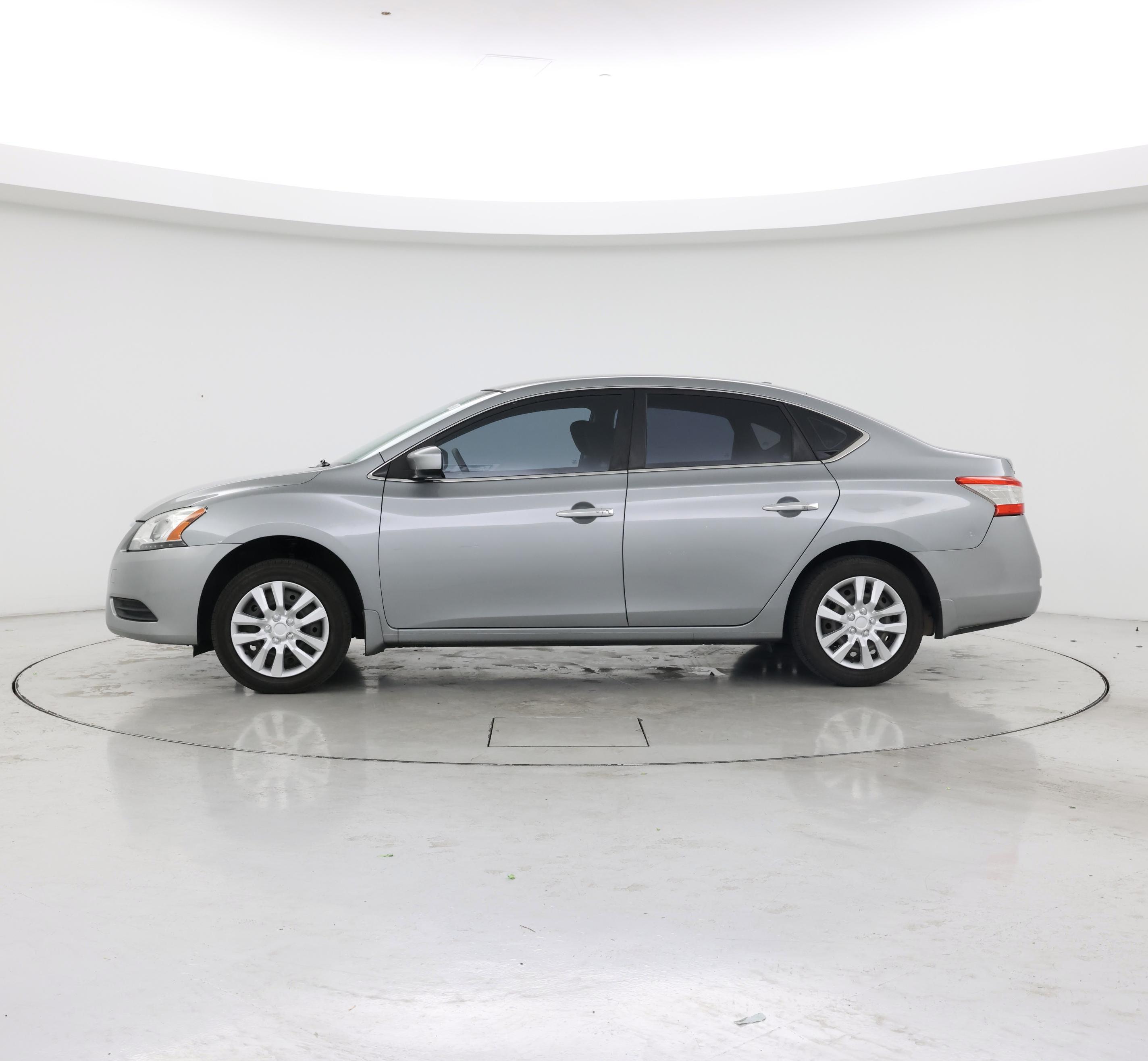 Thumbnail: 2014 Nissan Sentra - 3