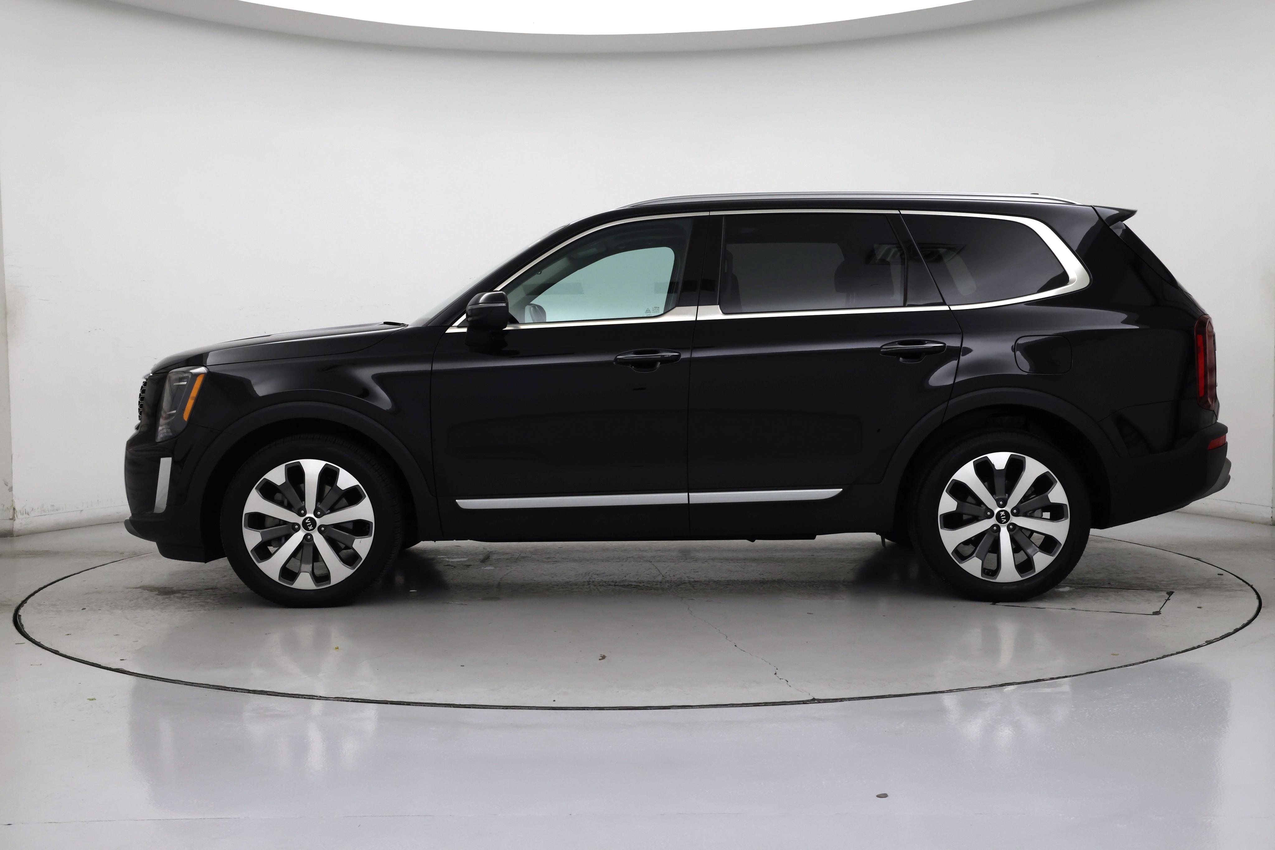 Thumbnail: 2021 Kia Telluride - 3