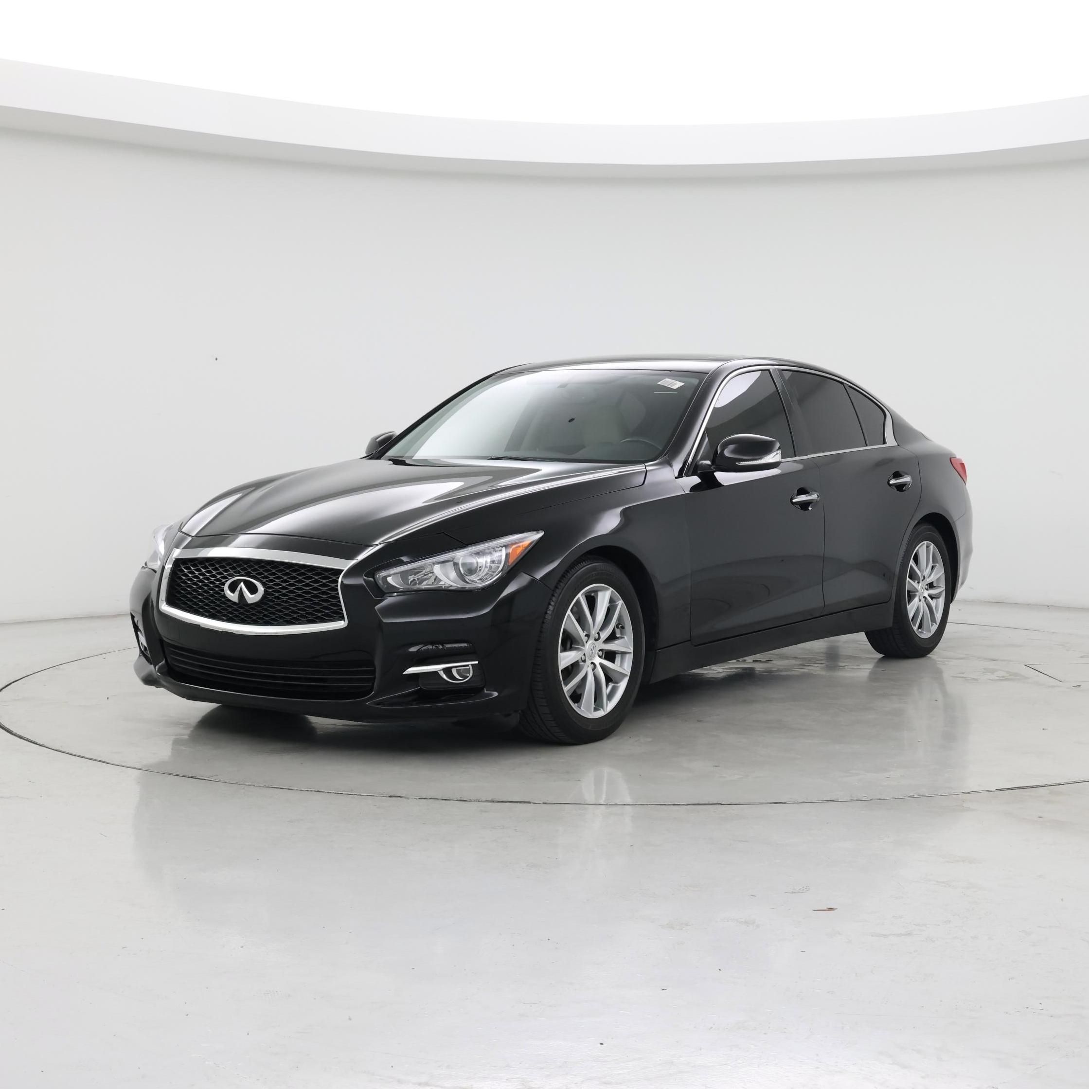 Thumbnail: 2015 INFINITI Q50 - 4