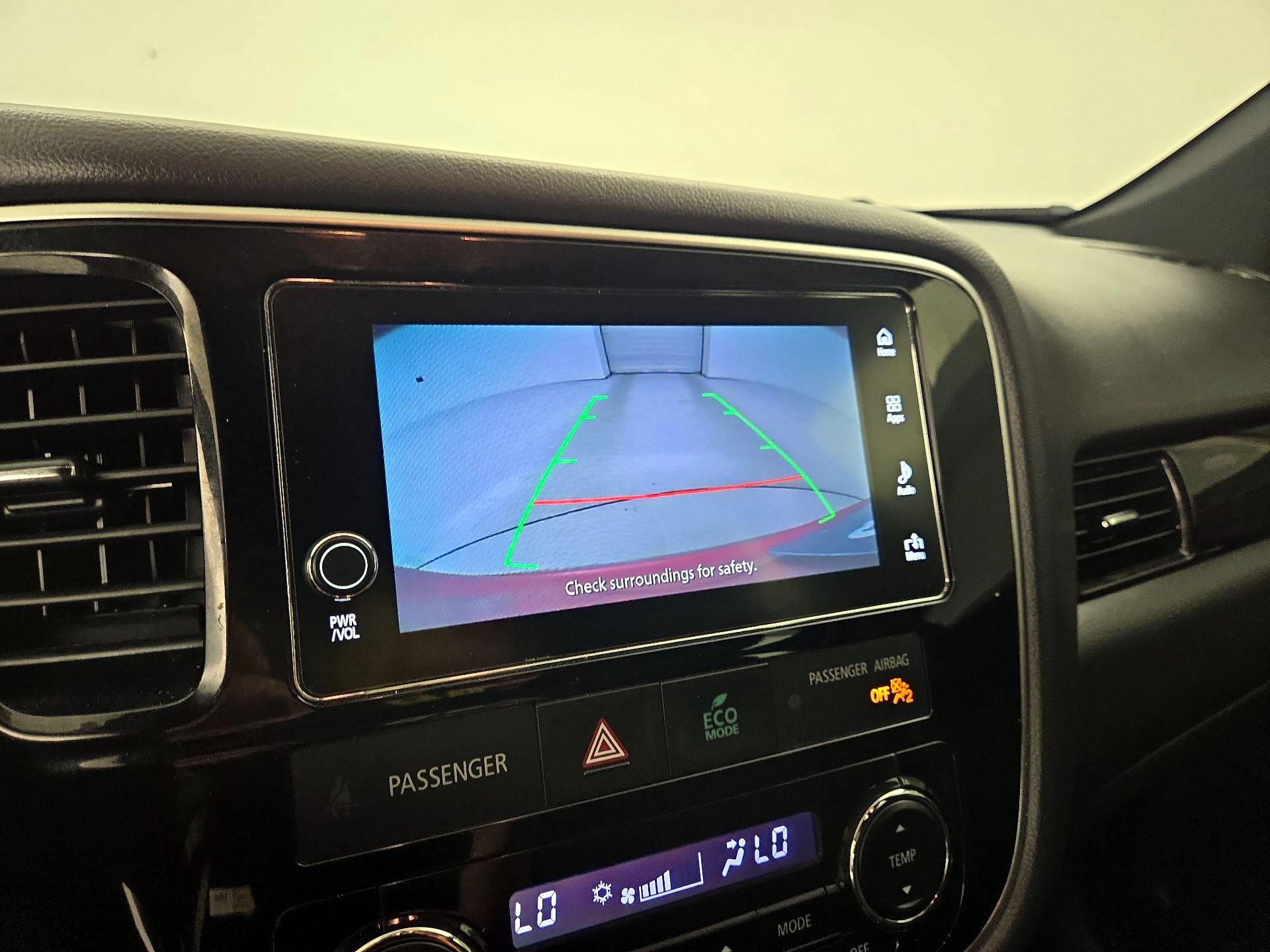 Thumbnail: 2018 Mitsubishi Outlander - 14