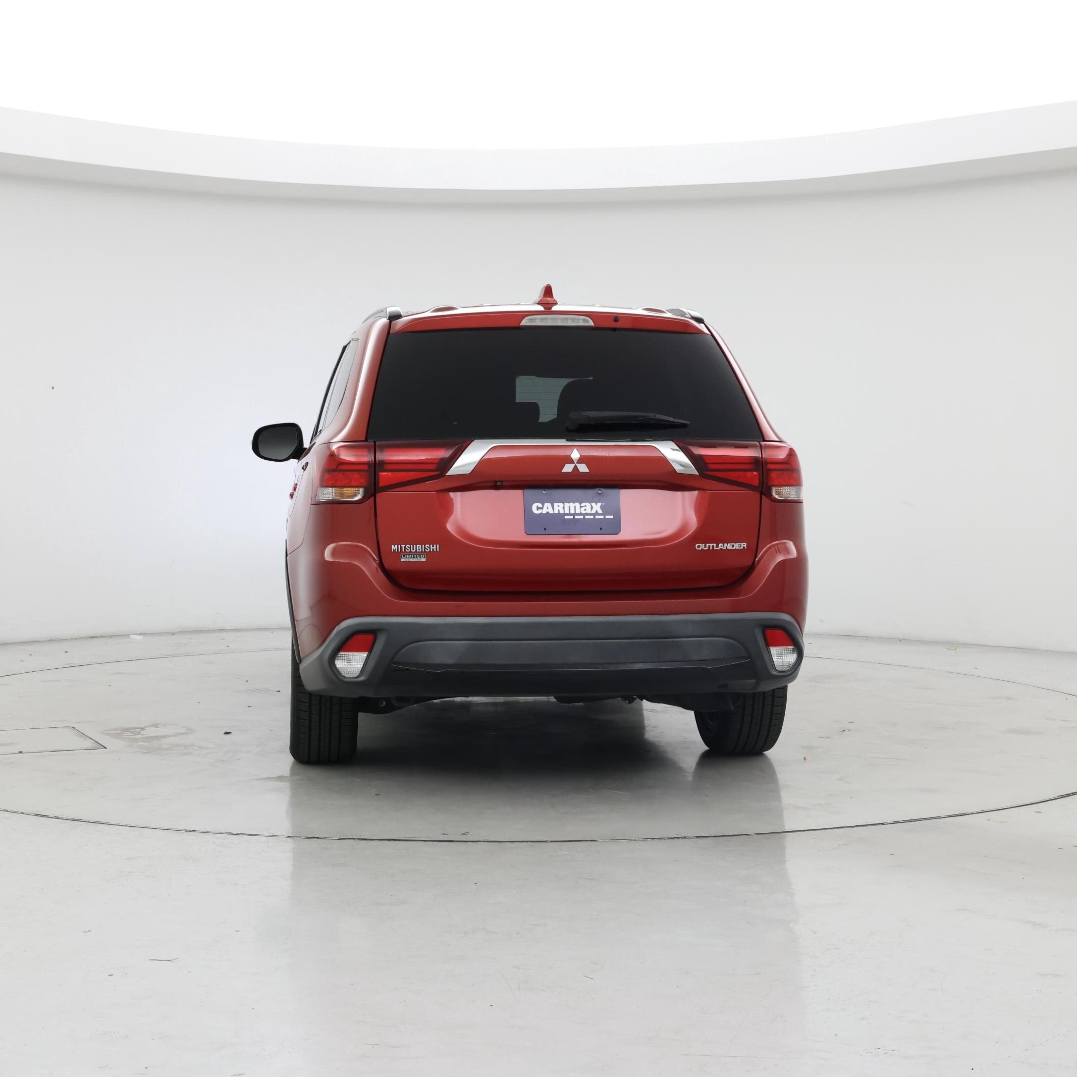 Thumbnail: 2018 Mitsubishi Outlander - 6