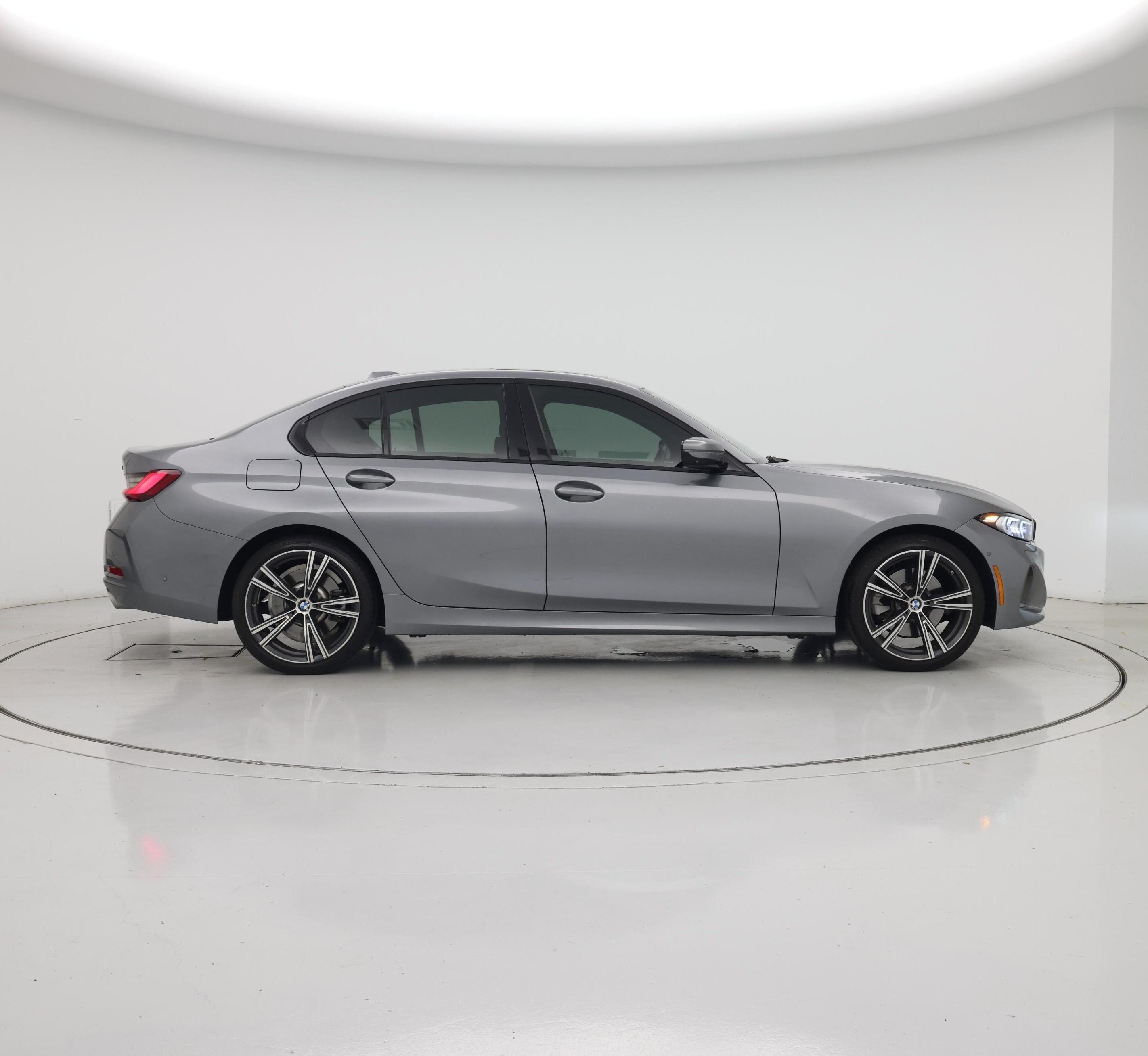 Thumbnail: 2023 BMW 3 Series - 7
